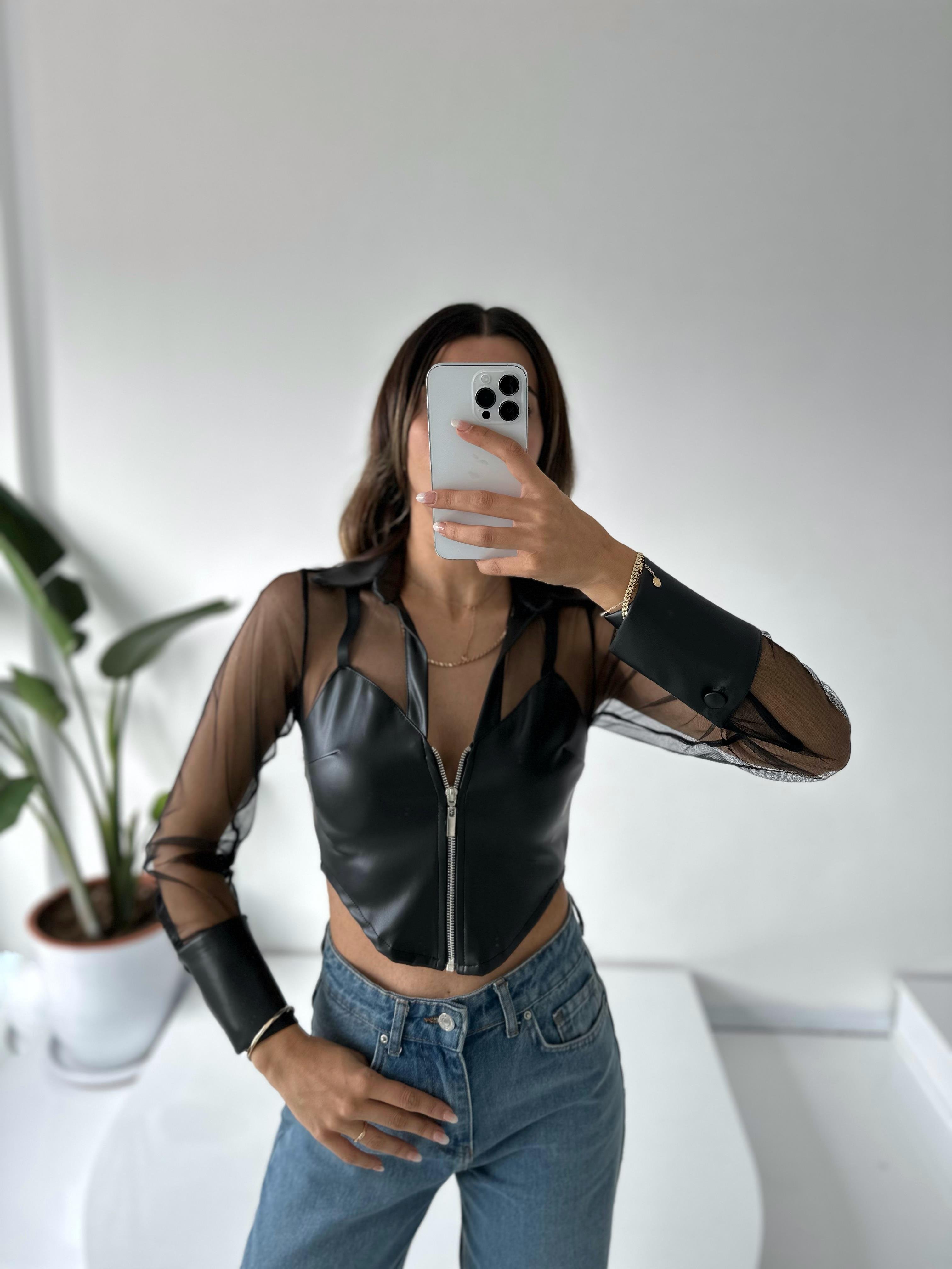 كروب بتصميم من التول والجلد مع سحاب 