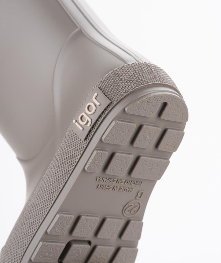 Igor W10306 Yogi Borreguito Çocuk Bot