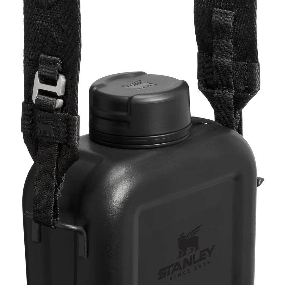 Stanley The Next X Nature Canteen 0.74L / 25oz Black 2.0 Termos