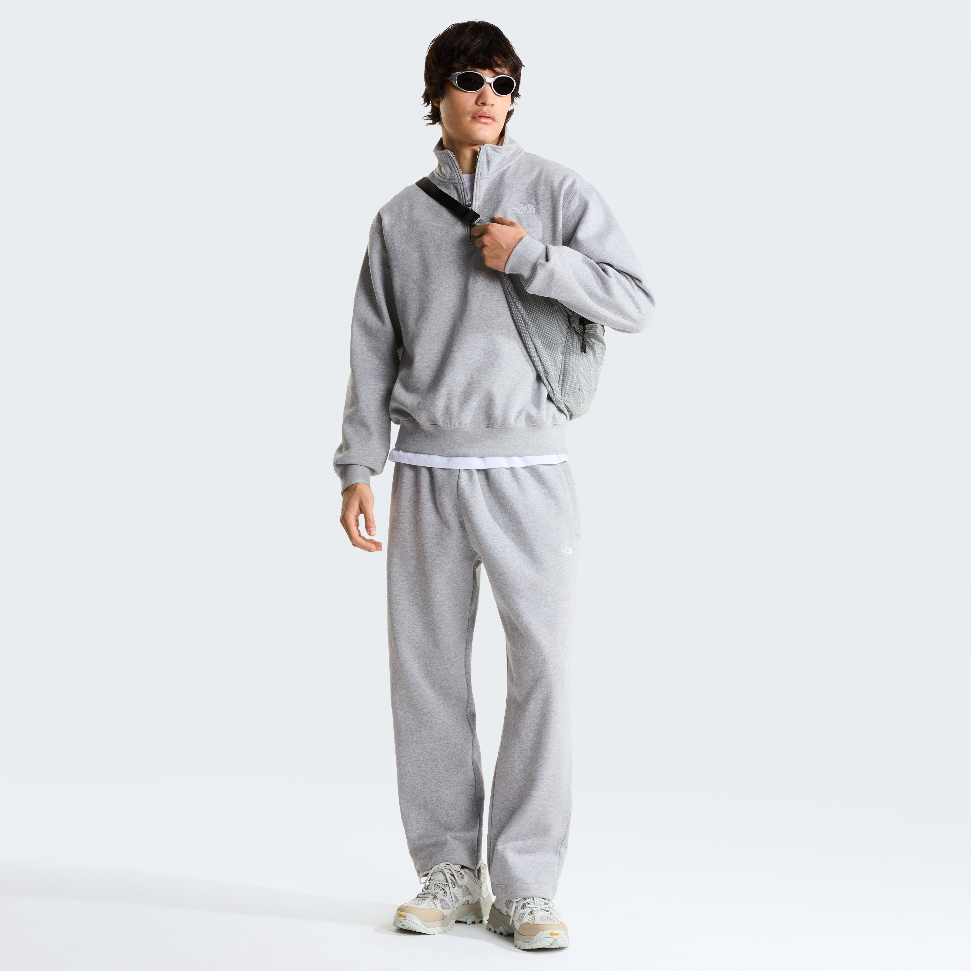 The North Face M Tnf Essential Simple Dome Rlx 1/4 Zip Erkek Sweatshirt