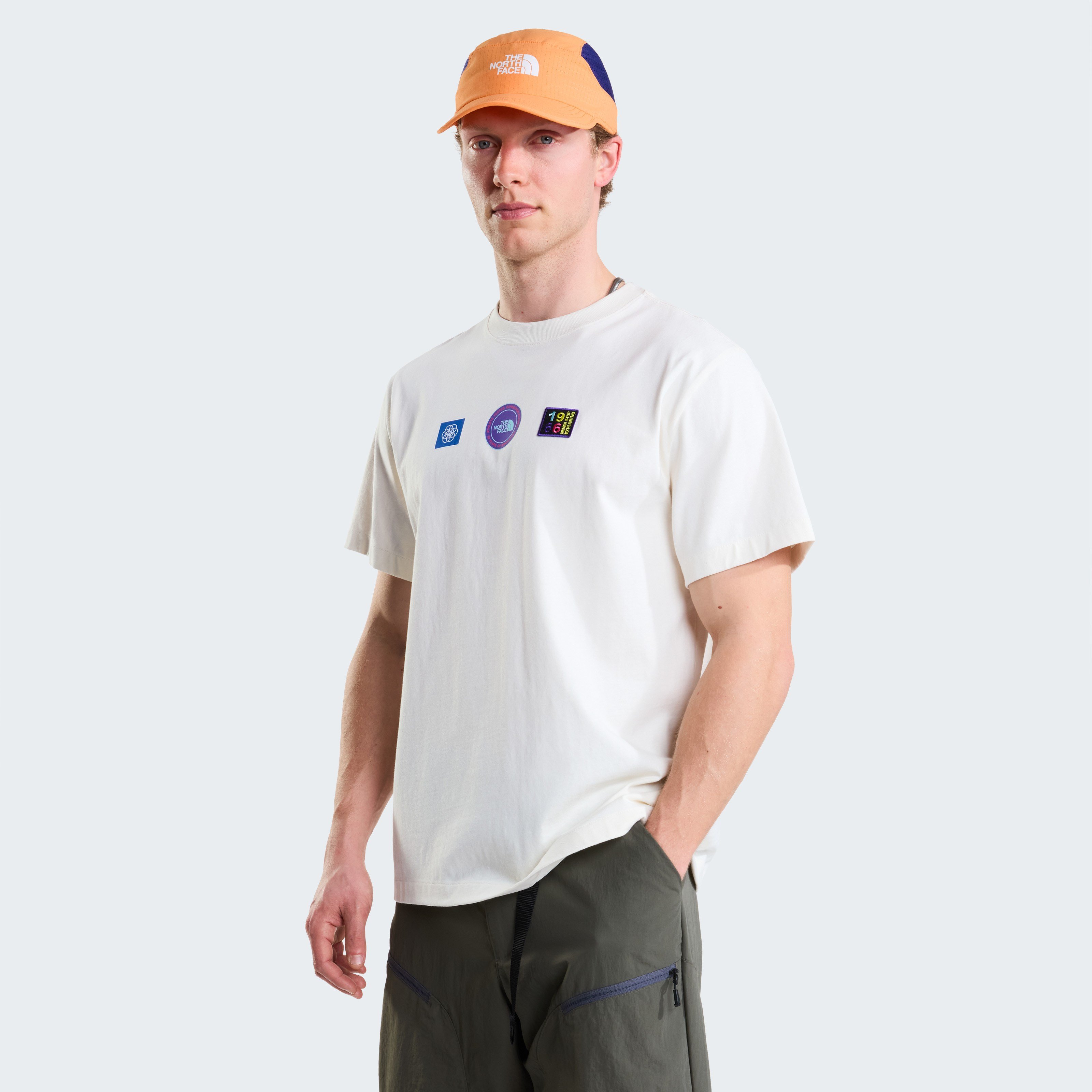 The North Face U Explorer Badges Rlx Ss Tee-Graphic Unisex T-Shirt