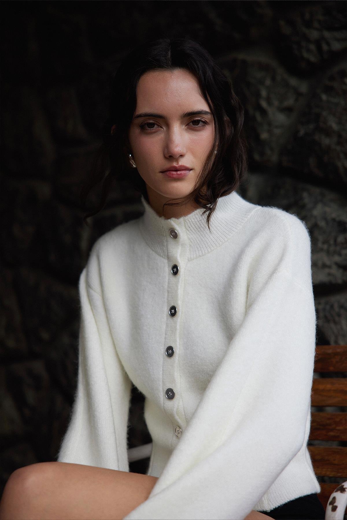 Ekru Mindy Balon Kol Triko Hırka