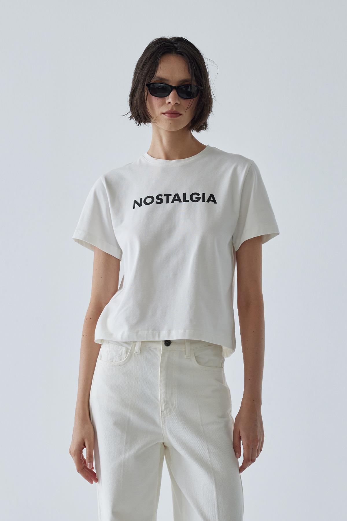 Ekru Nostalgia Baskılı Tişört
