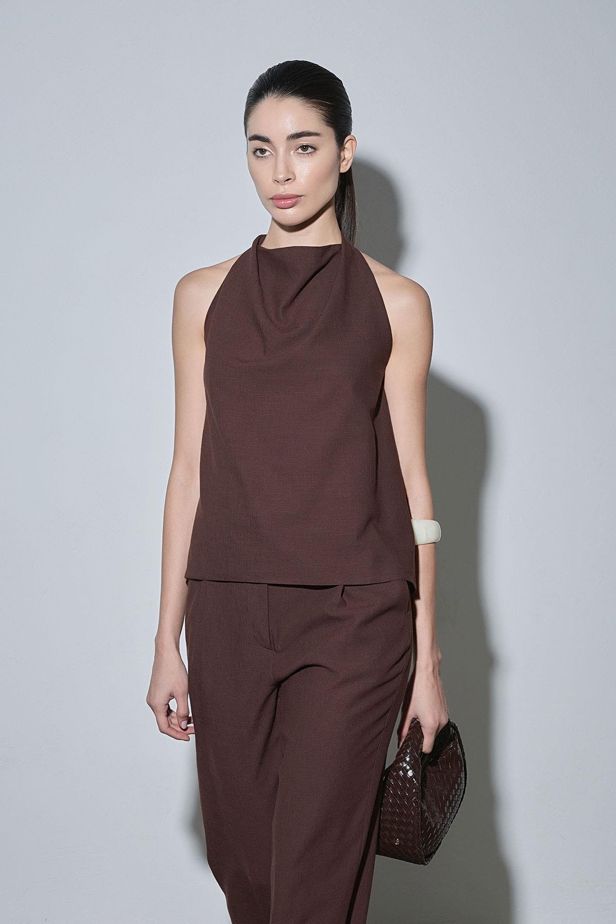 Koyu Kahve Gabriel Halter Yaka Keten Bluz