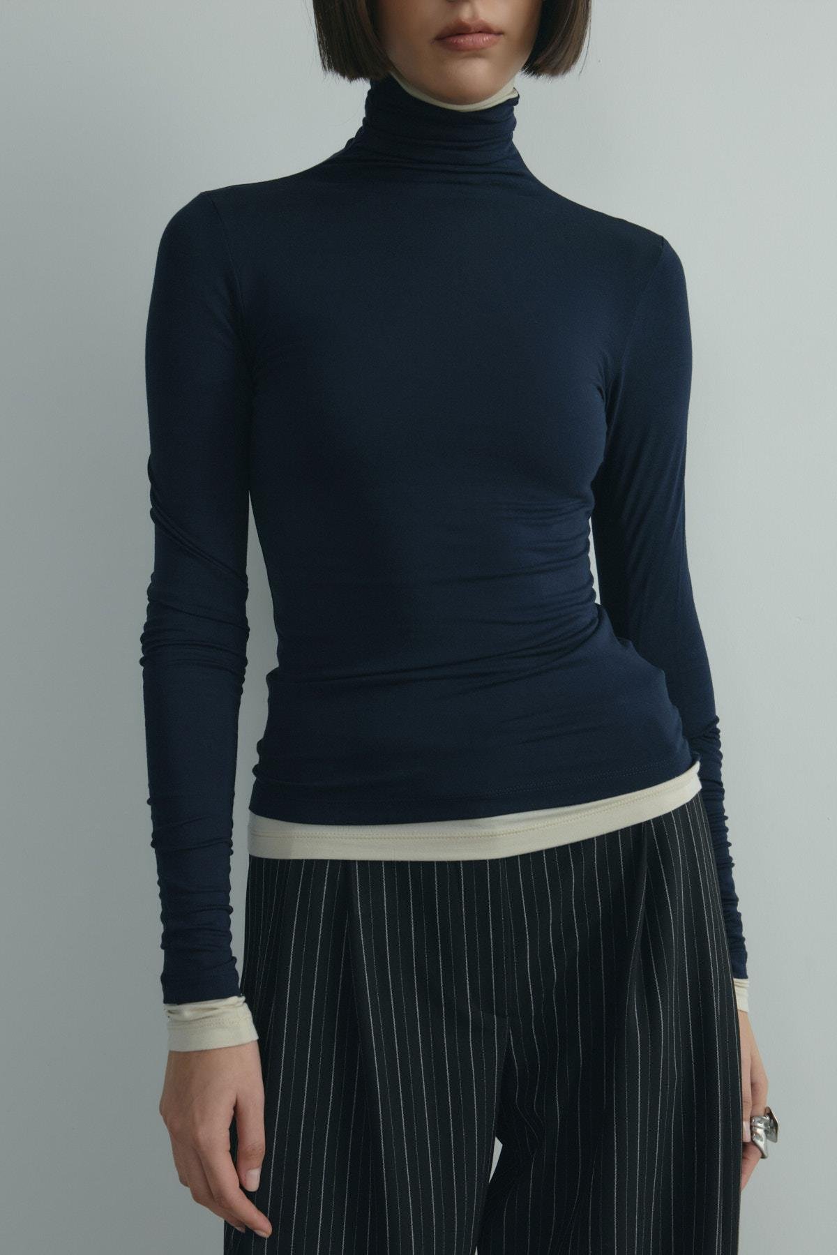 Lacivert Boğazlı Tensel Body