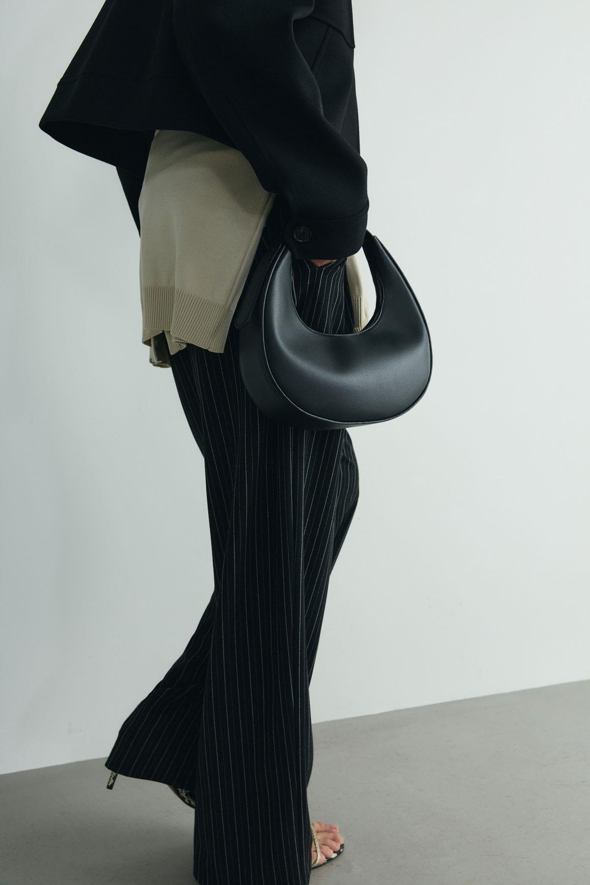 Siyah Rosa Mini Deri Çanta