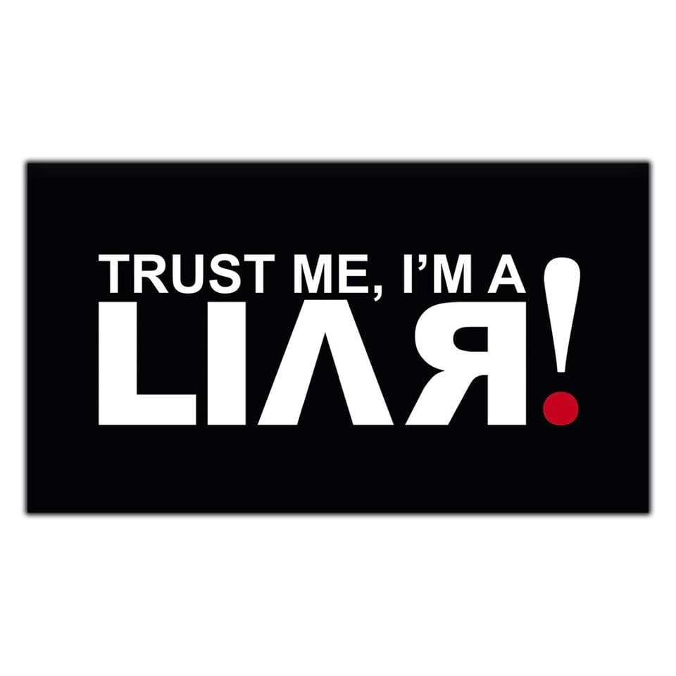 I’M A LIAR KANVAS TABLO ürününe, KANVAS TABLOLAR kategorisinden hemen satın alabilirsiniz.