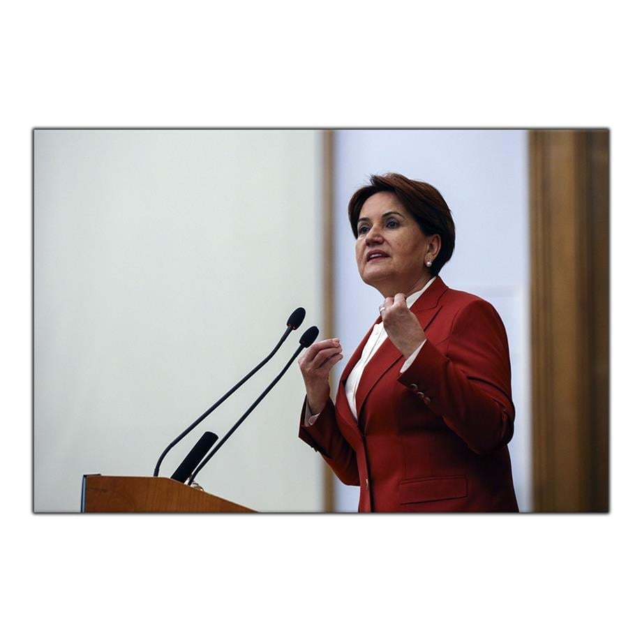 MERAL AKŞENER KANVAS TABLO ürününe, KANVAS TABLOLAR kategorisinden hemen satın alabilirsiniz.