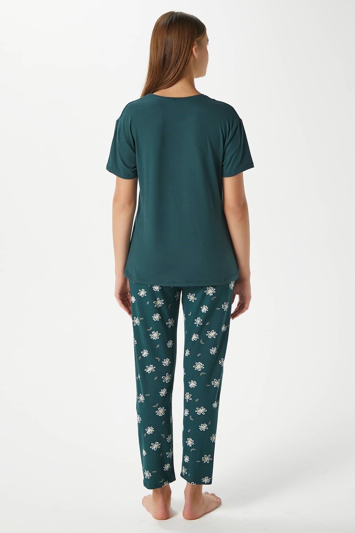 Kadın Bloom Yumuşak Doku Yeşil Çiçek İşlemeli Bisiklet Yaka Kısa Kollu Alt Üst Pijama Takımı