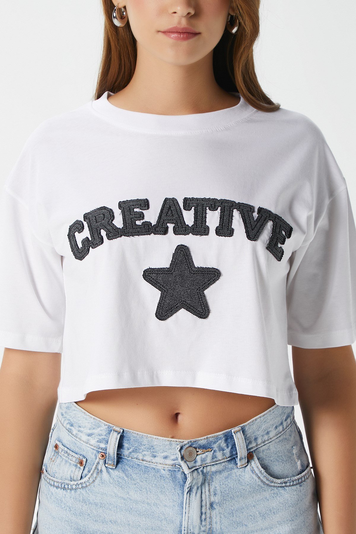 Kadın Creative Antrasit Nakışlı Crop T-Shirt