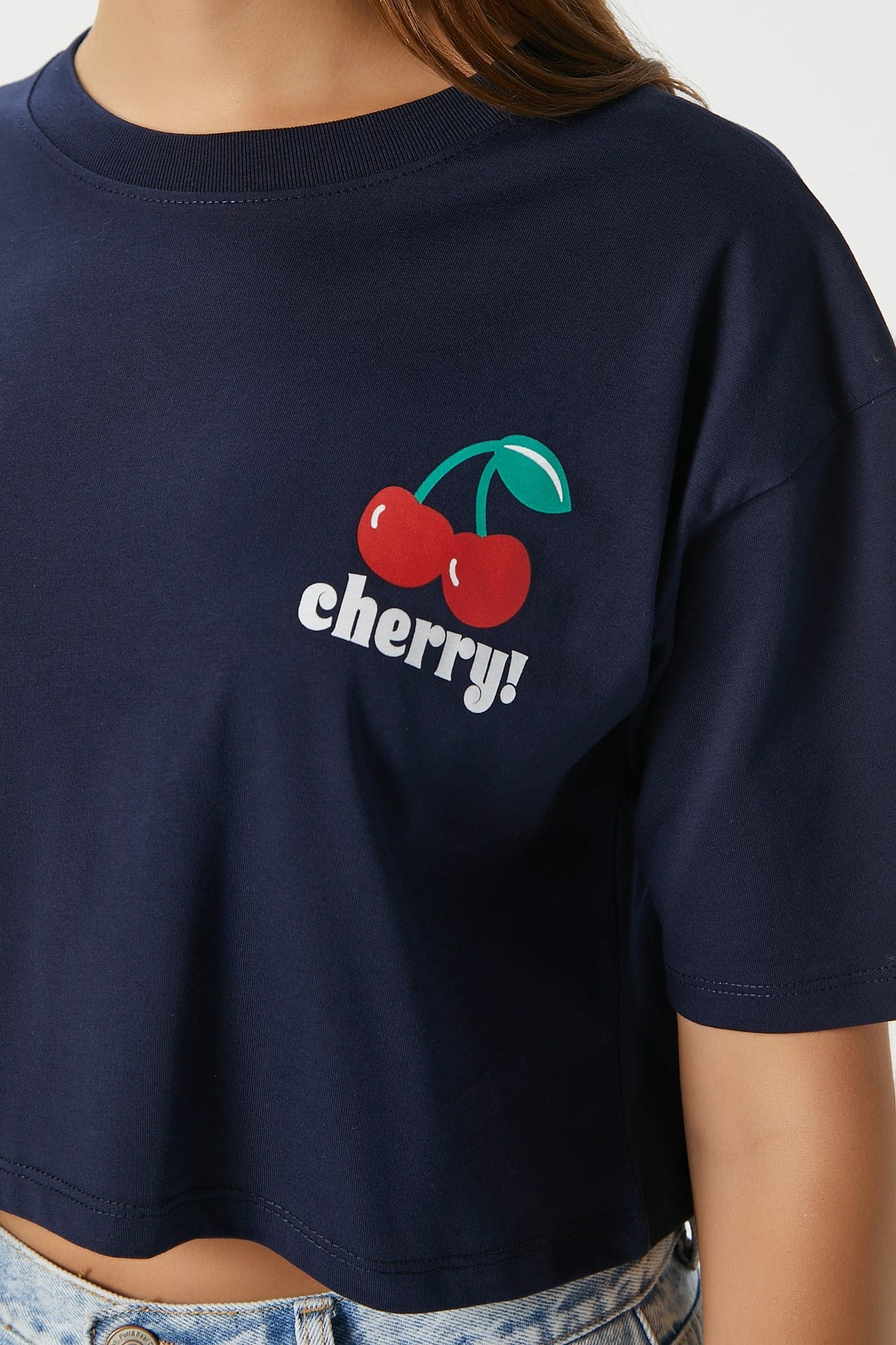 Kadın Cute Kiraz Baskılı Lacivert Crop T-Shirt