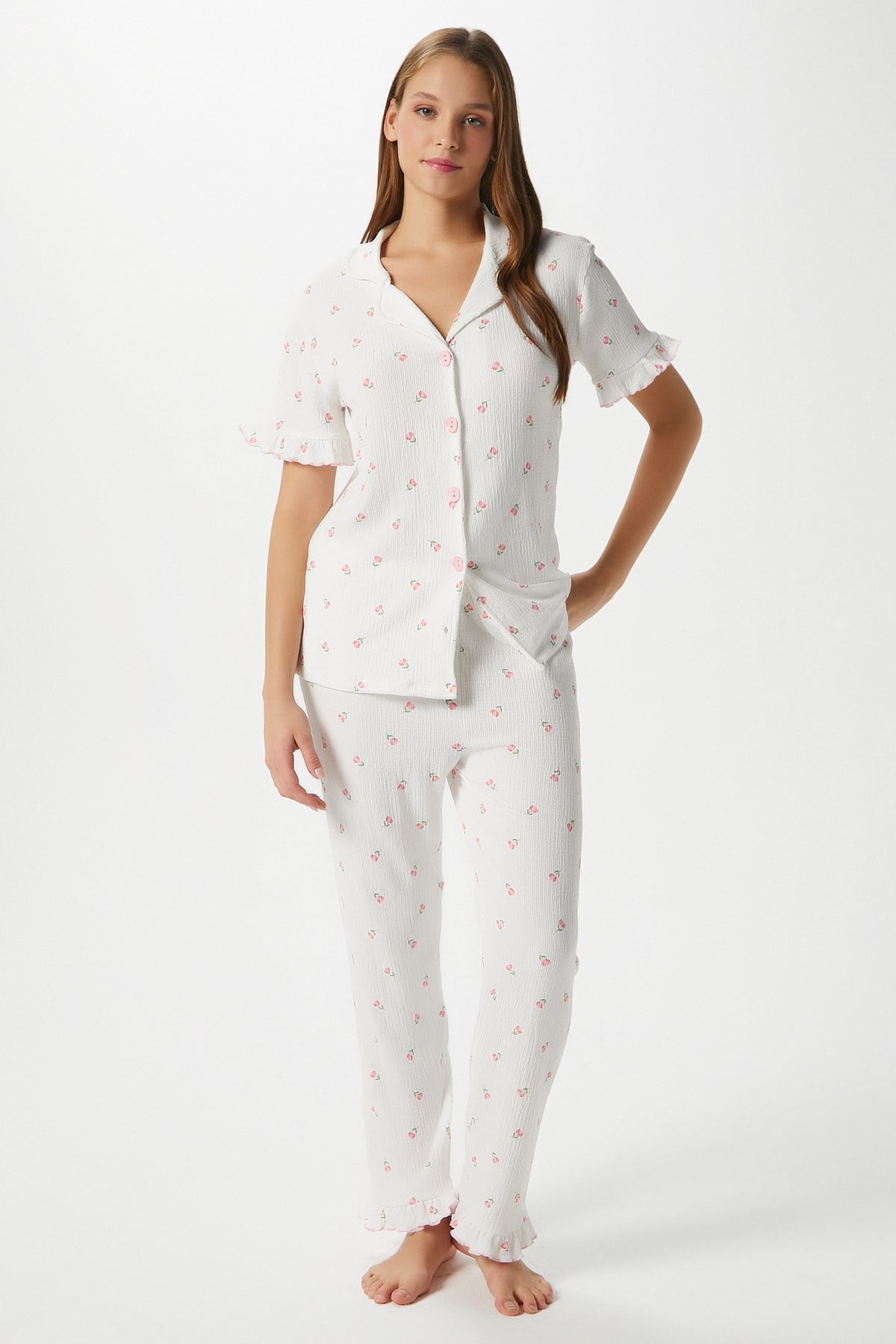 Kadın Enda Fırfırlı Çiçek Desen Alt Üst Pijama Takımı