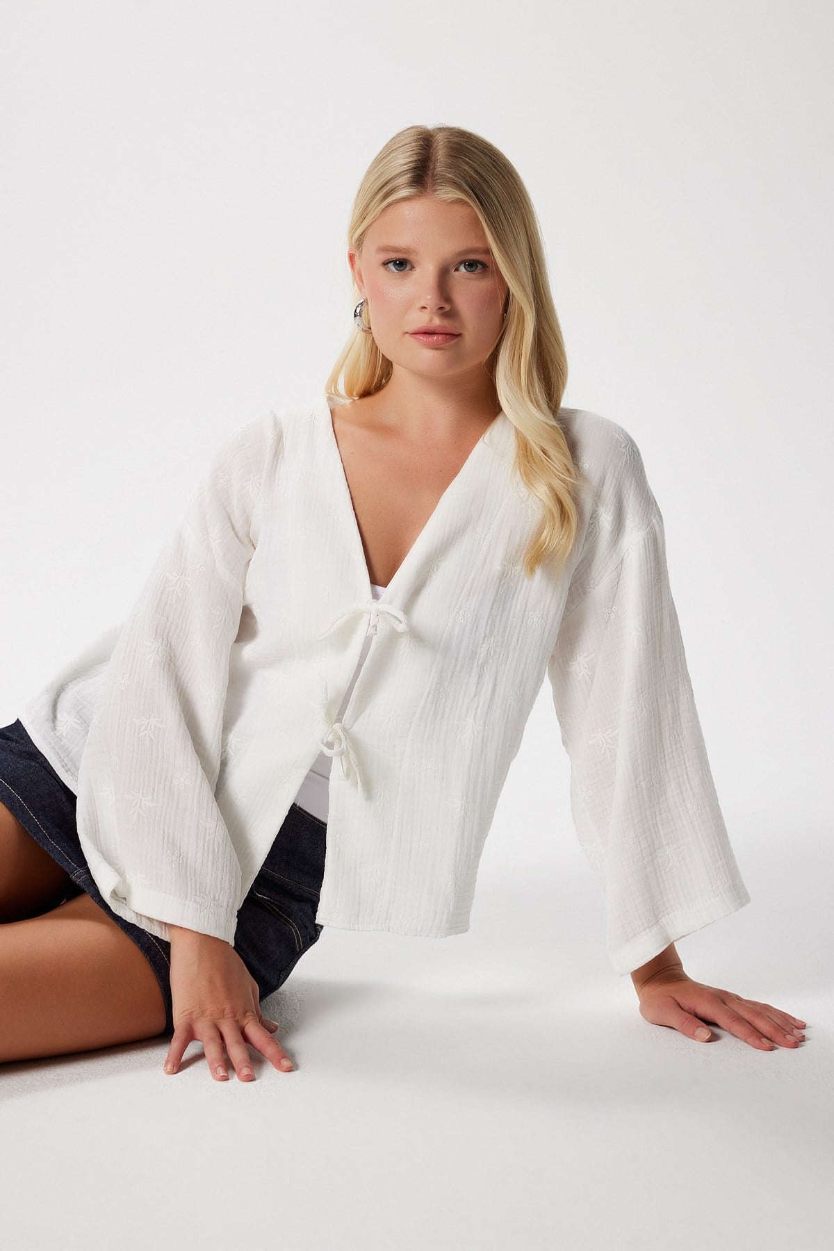 Kadin Flora Müslin Kabartma Dokulu Ekru Kimono