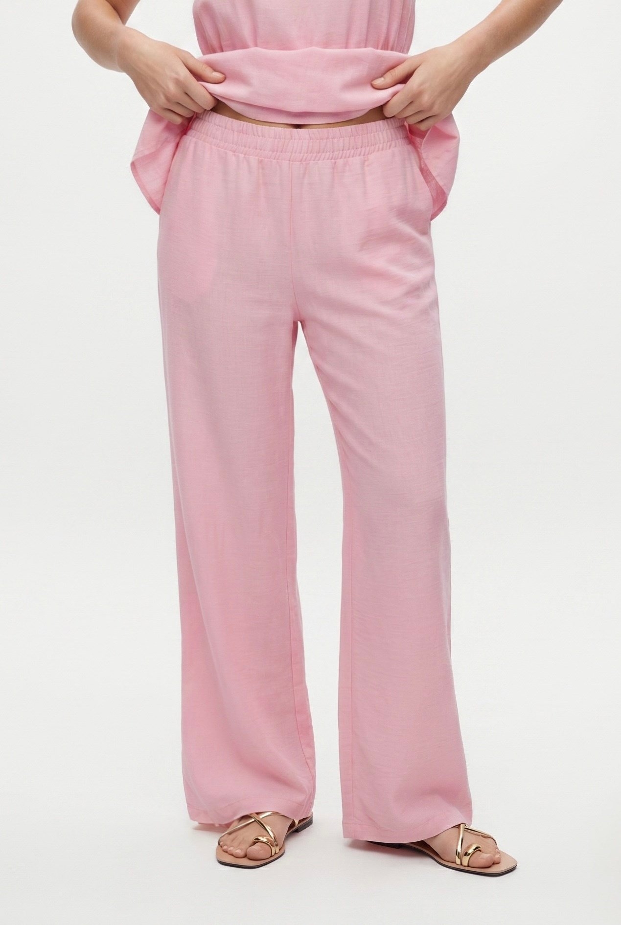 Kadın Giselle Halter Yaka Bağlamalı Bluz Bel Lastikli Pantolon Dokuma Pembe Alt Üst Takım