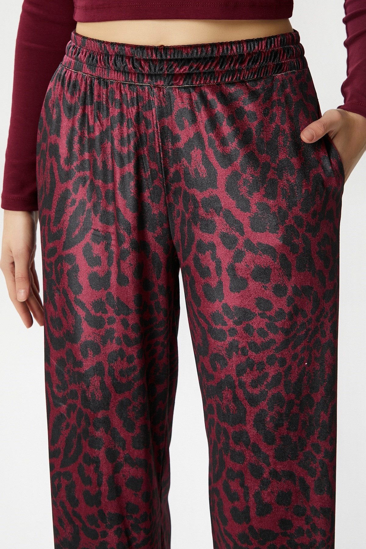 Kadın Hide Kadife Bel Lastikli Cepli Bordo Leopar Pantolon