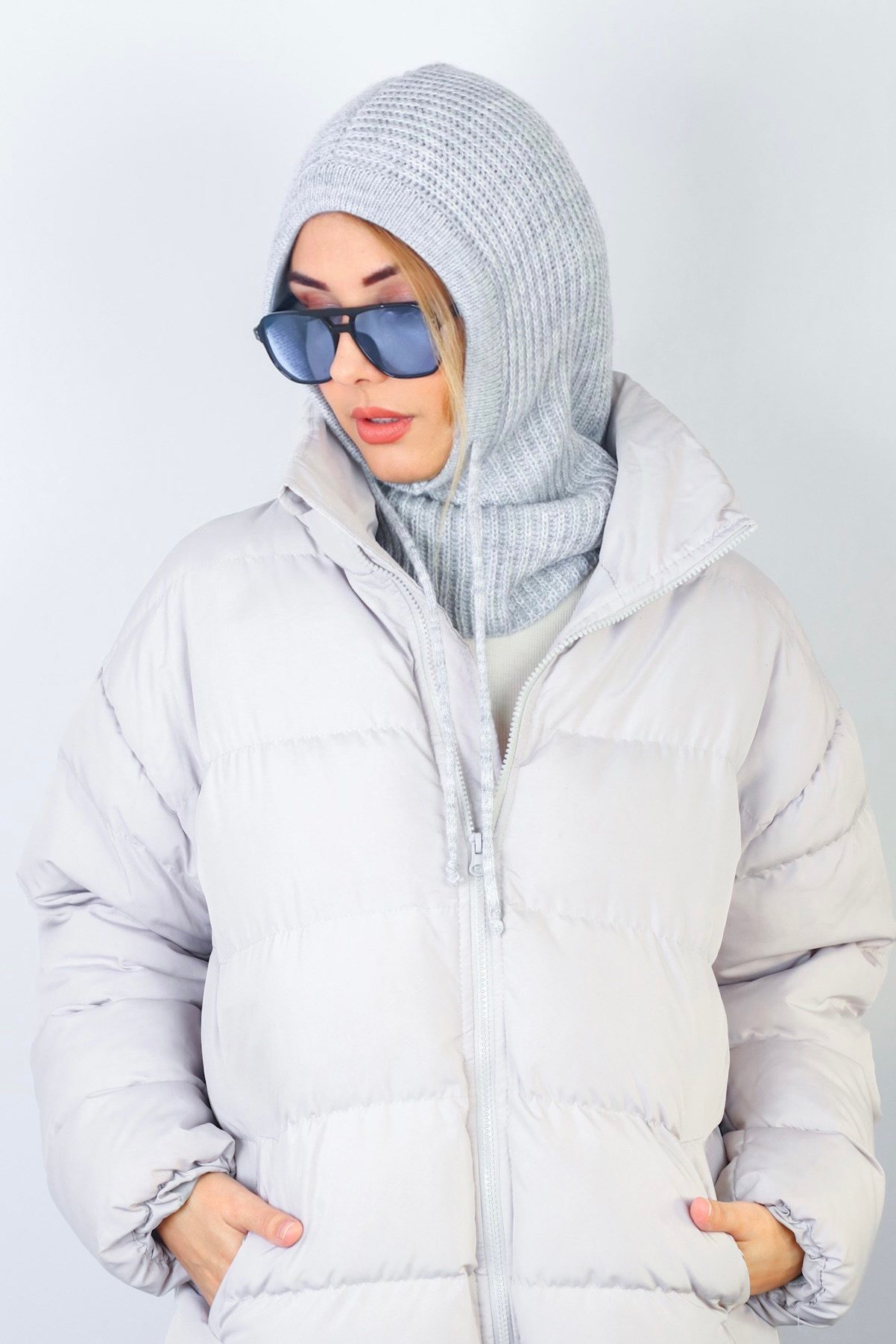 Kadın İpli Gri Balaclava Triko Bere / Başlık