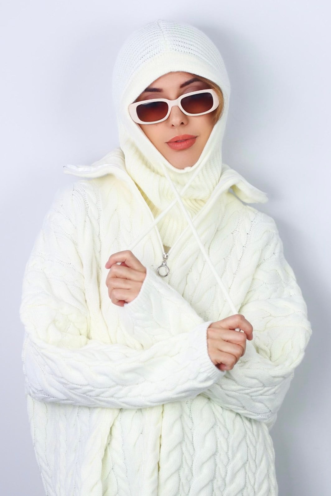 Kadın İpli Krem Balaclava Triko Bere / Başlık