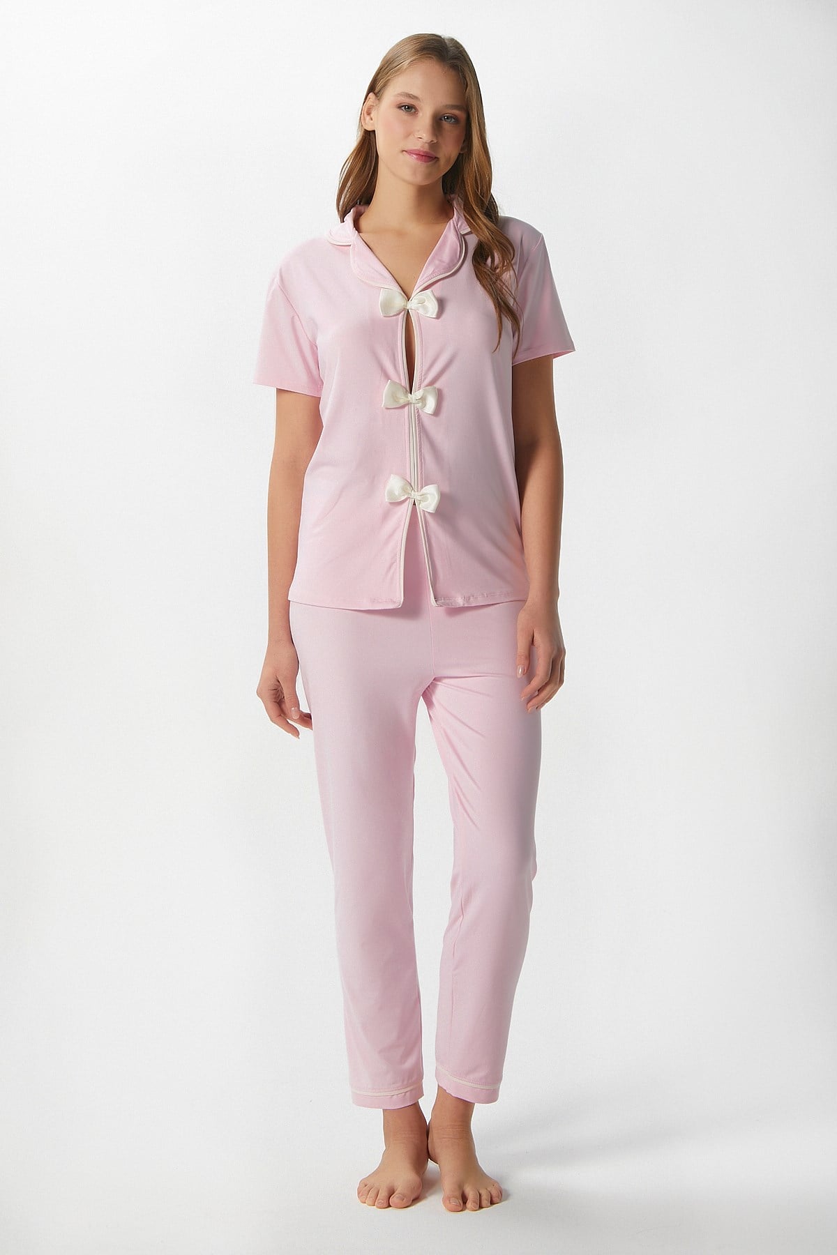 Kadın Julia Pembe Fiyonklu Alt Üst Pijama Takımı