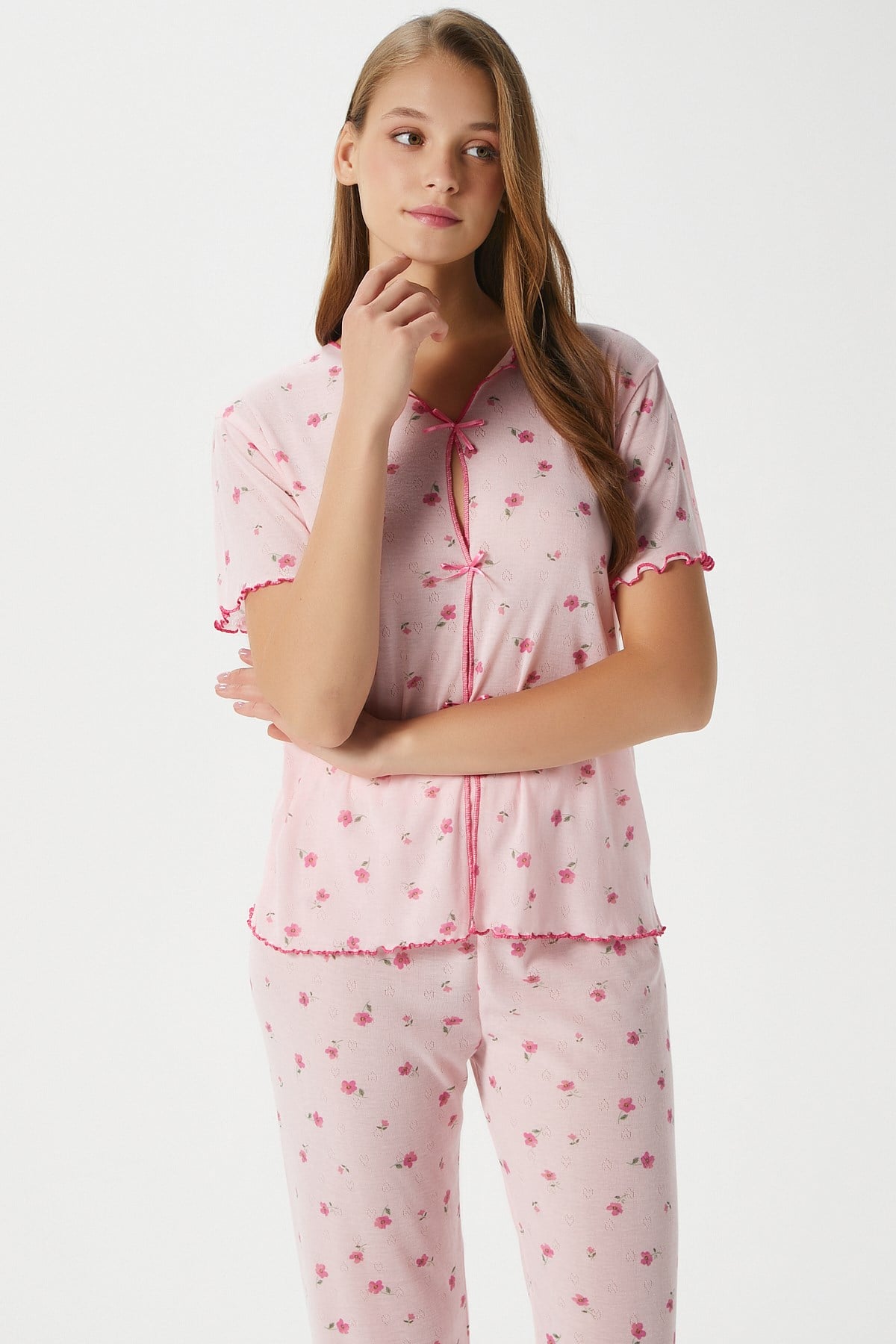 Kadın Juliet Kurdeleli Yumuşak Doku Pembe Çiçekli  Pijama Takımı