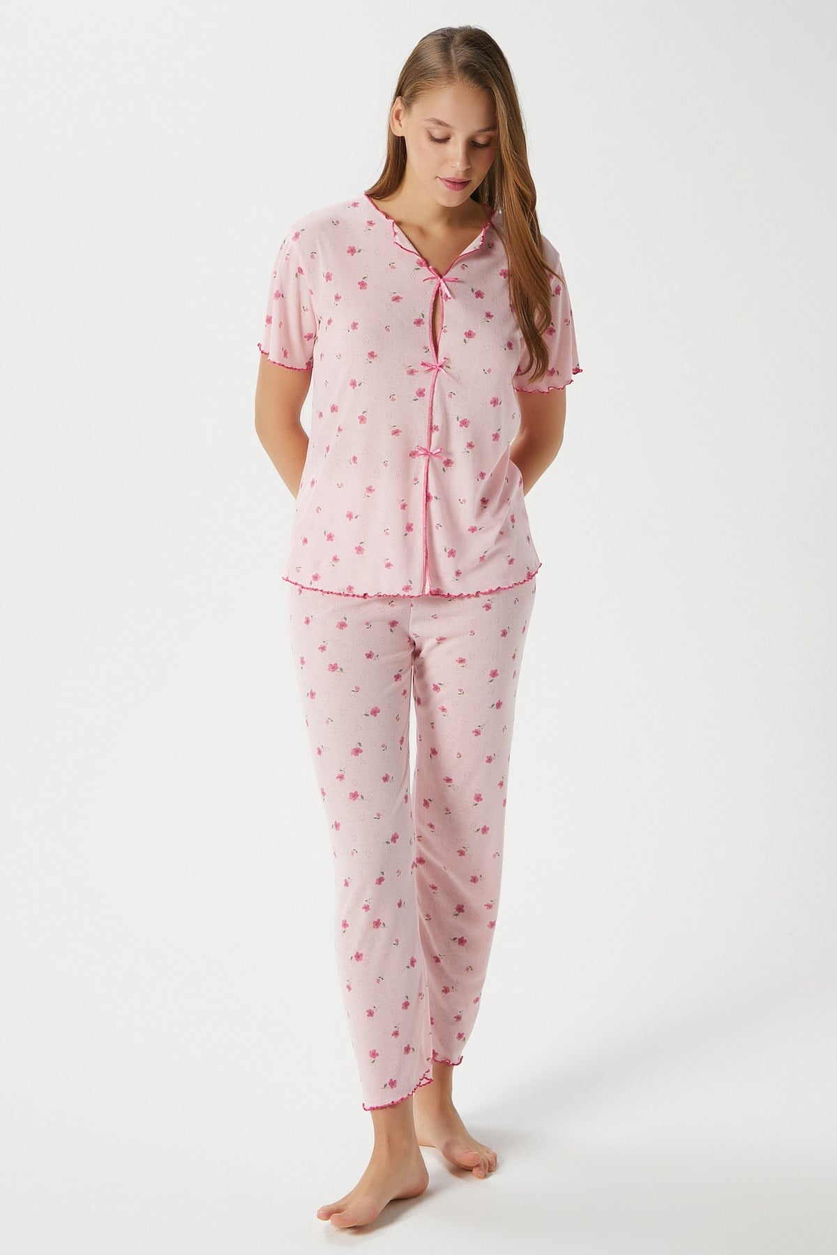 Kadın Juliet Kurdeleli Yumuşak Doku Pembe Çiçekli  Pijama Takımı