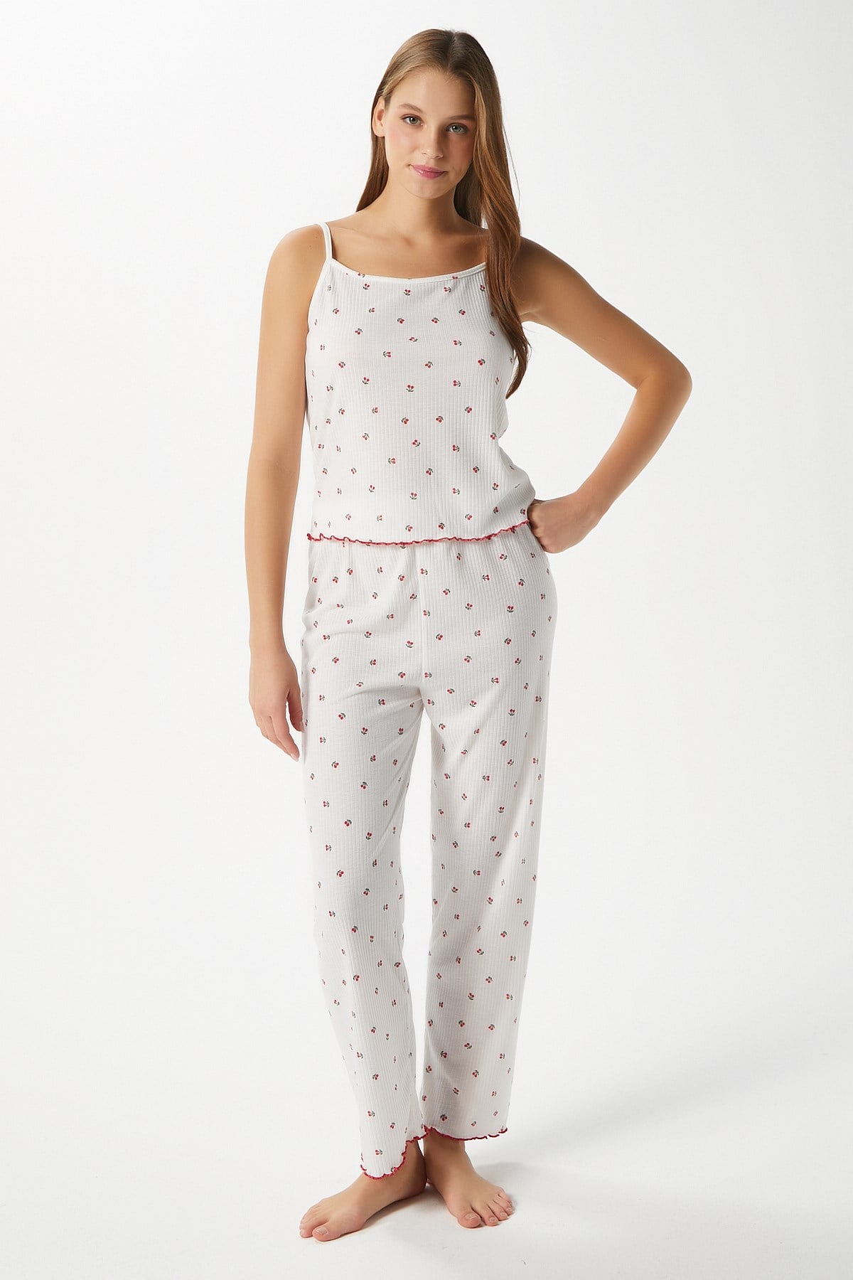 Kadın June Askılı Kiraz Desenli Alt Üst Pijama Takımı