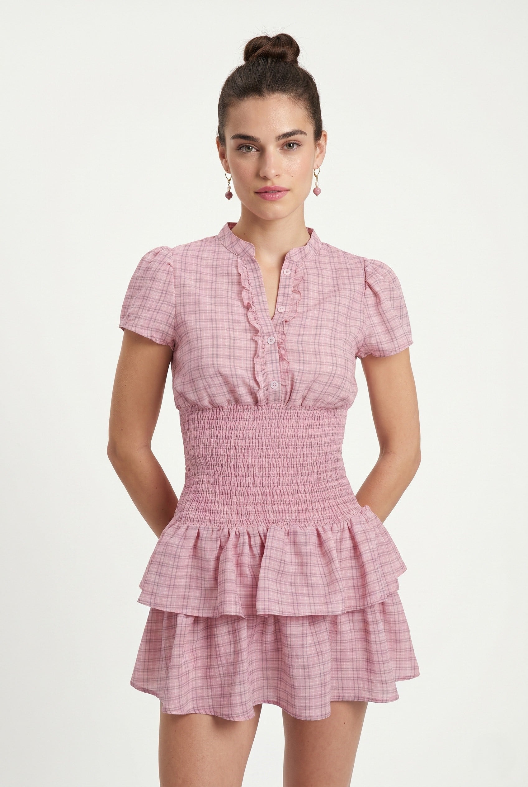 Kadın Lavinia Beli Lastikli Kareli Fırfırlı Pembe Dokuma Kısa Elbise