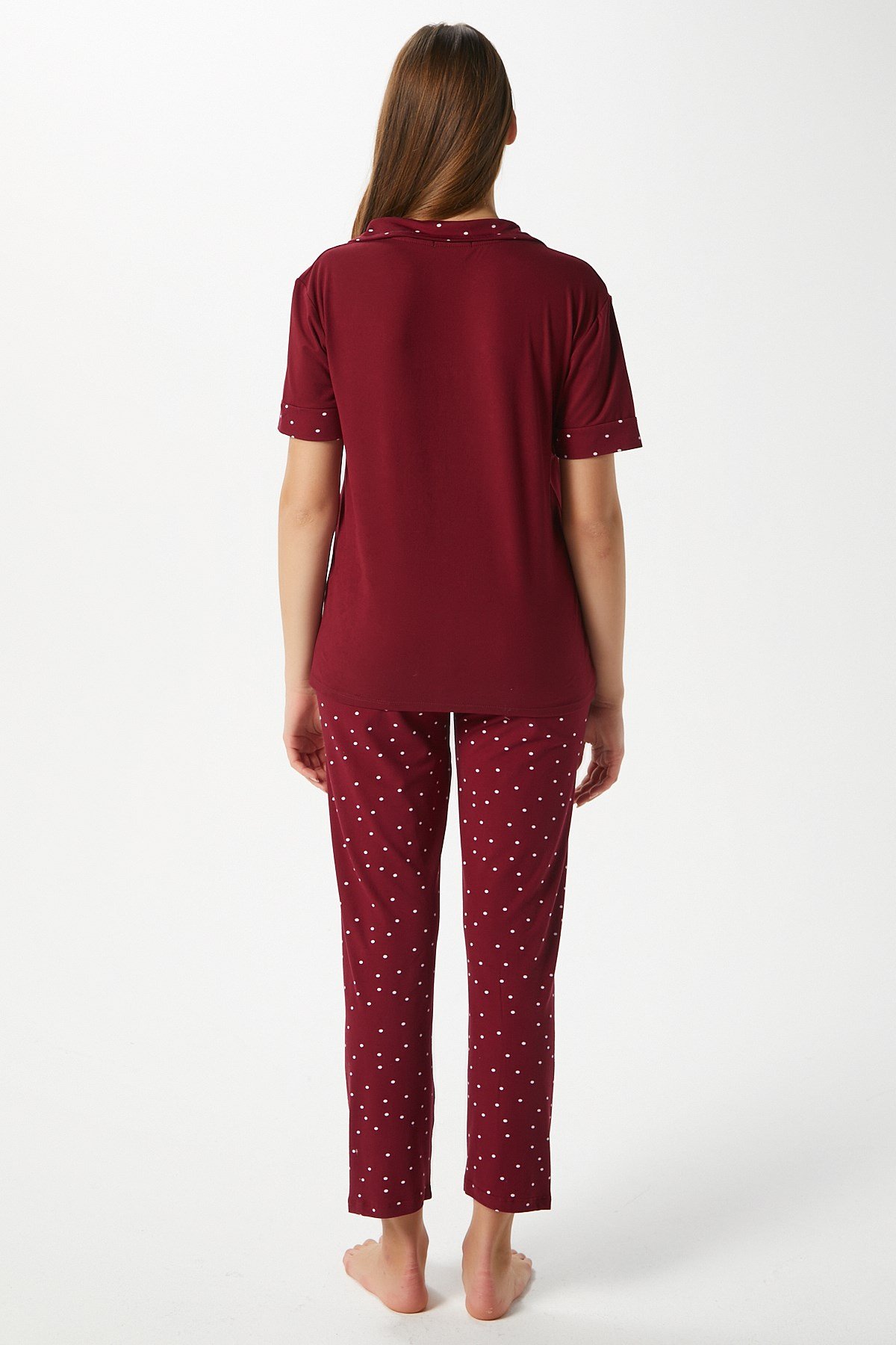 Kadın Lenora Yumuşak Doku Bordo Puantiyeli Ön Düğme Kısa Kollu Pijama Takımı
