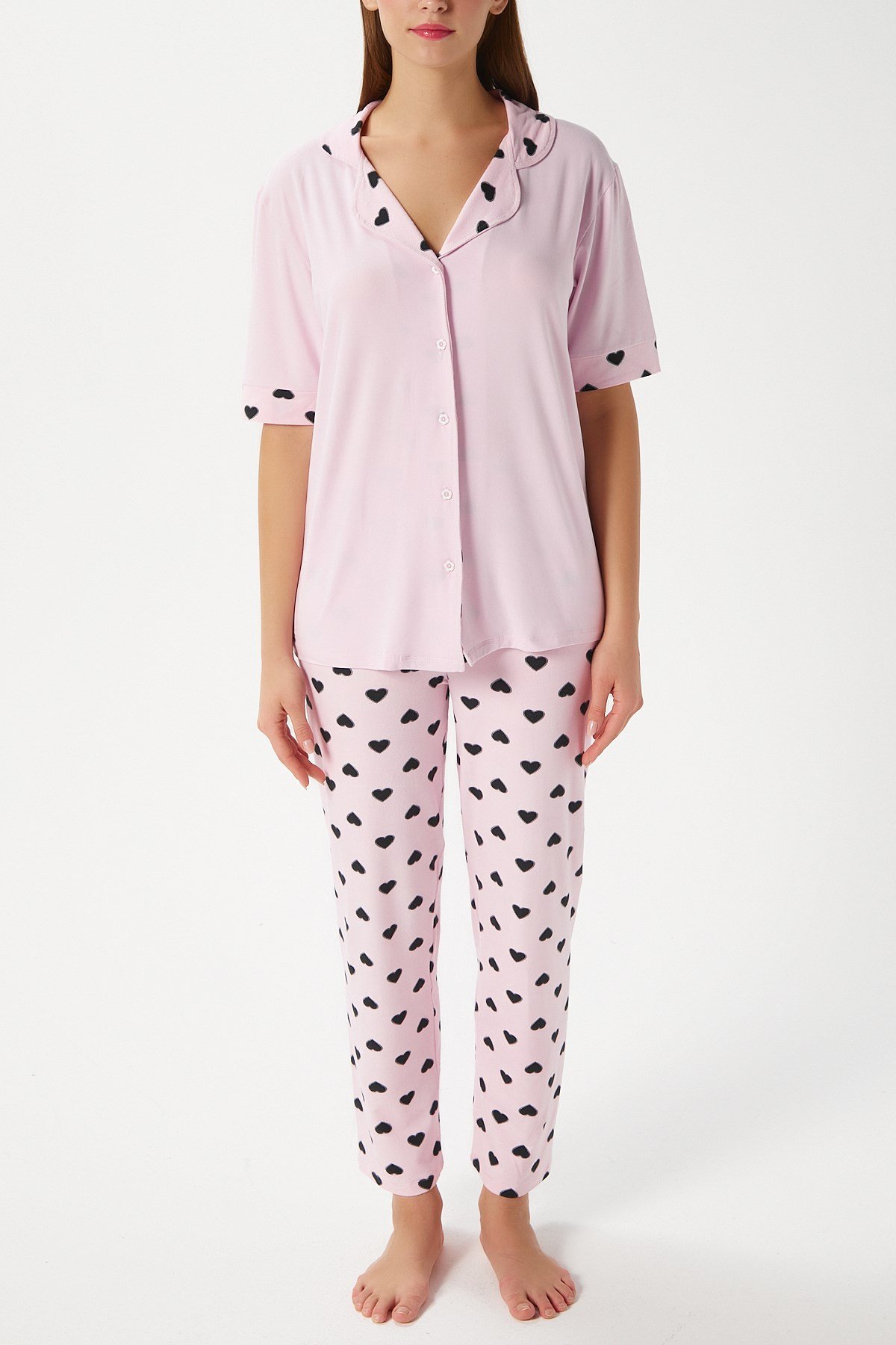 Kadın Lily Yumuşak Doku Pembe Kalpli Ön Düğmeli Kısa Kollu Pijama Takımı