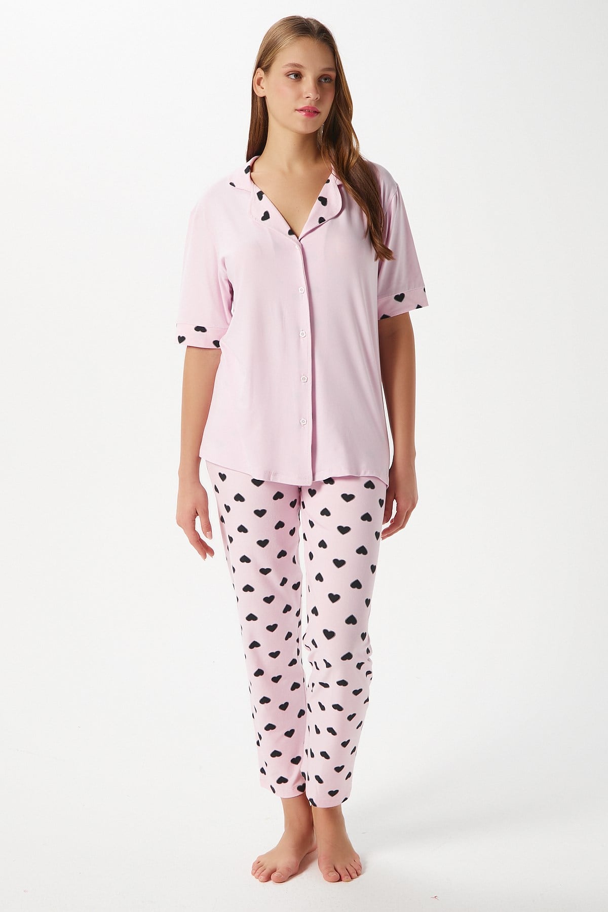 Kadın Lily Yumuşak Doku Pembe Kalpli Ön Düğmeli Kısa Kollu Pijama Takımı