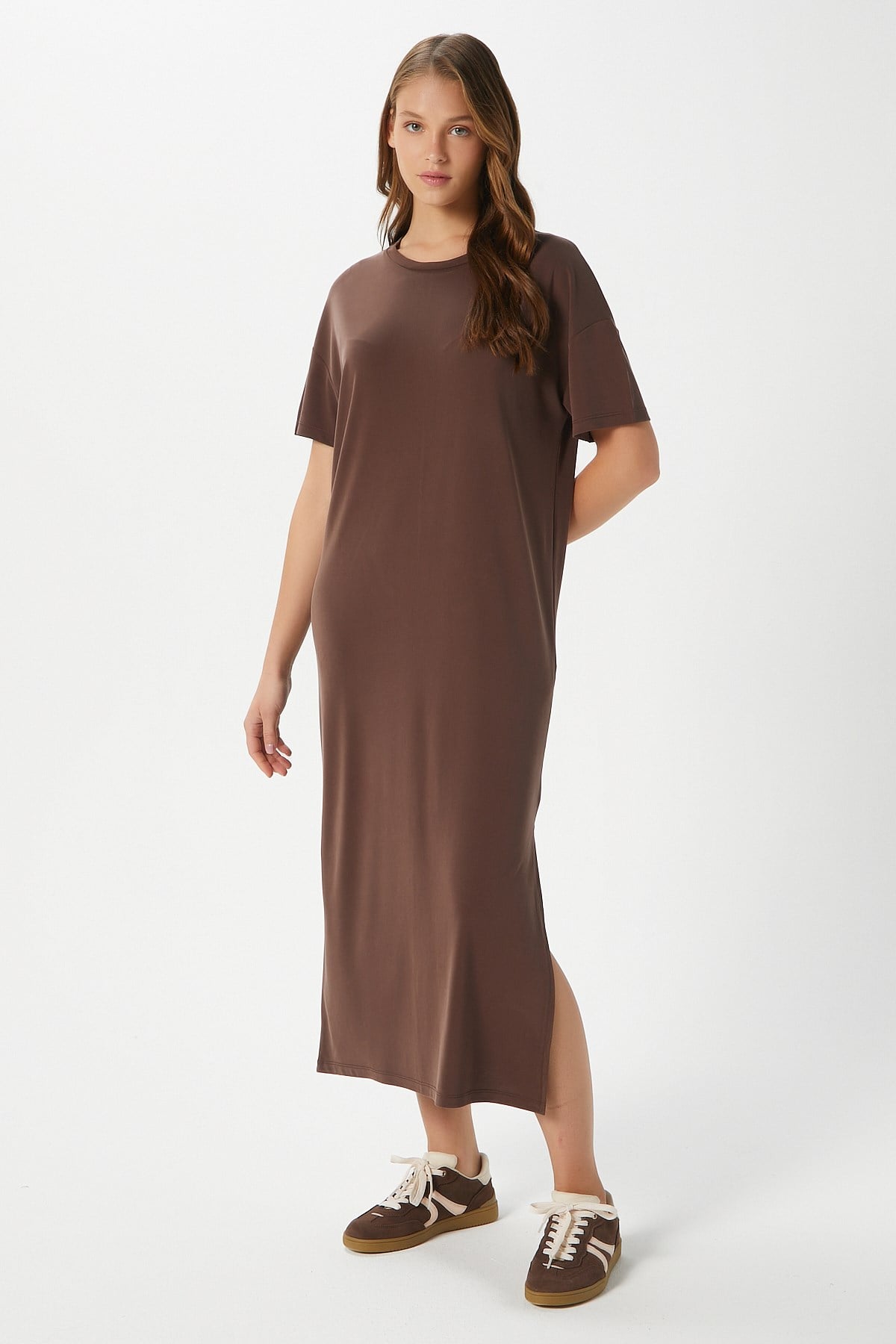 Kadın Modal Daily Comfort Kahverengi Yırtmaçlı Elbise 16556