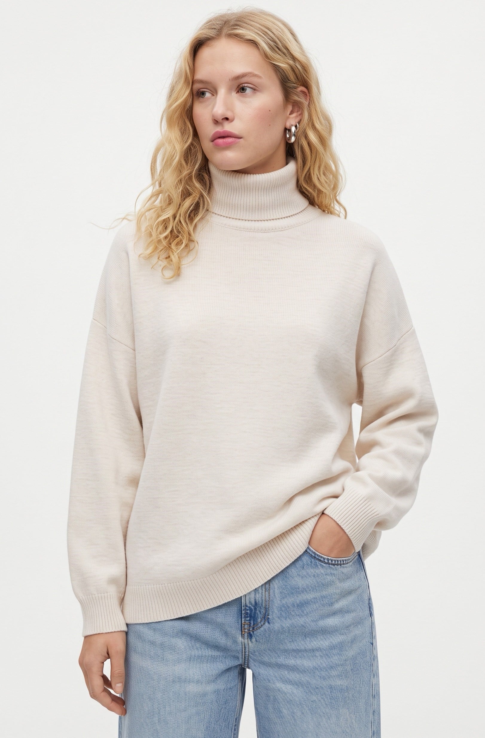 Kadın New Teressa Açık Bej Balıkçı Yaka Oversize Triko Kazak
