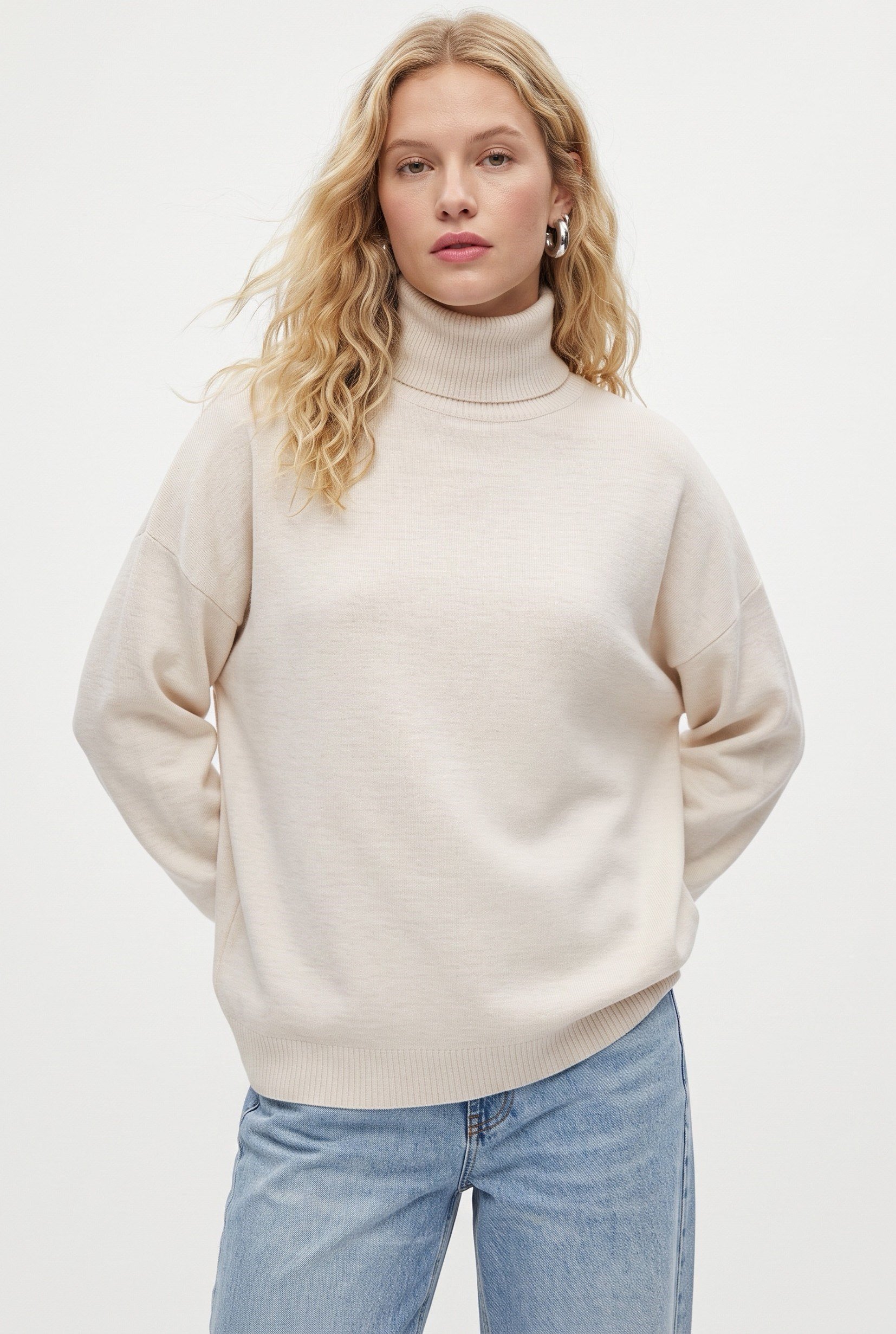 Kadın New Teressa Açık Bej Balıkçı Yaka Oversize Triko Kazak