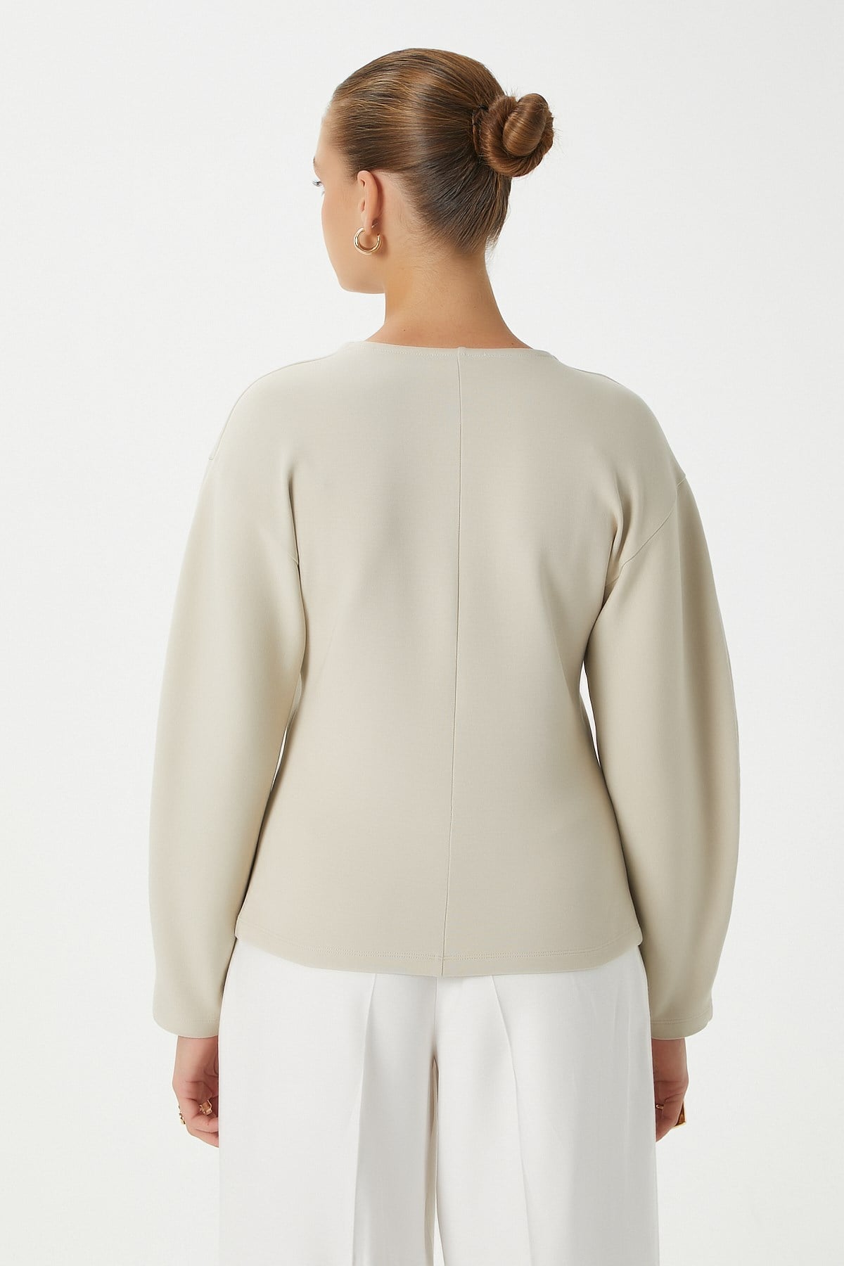 Kadın Osea Premium Bele Oturan Bej Şık Düğme Detay Peplum Bluz