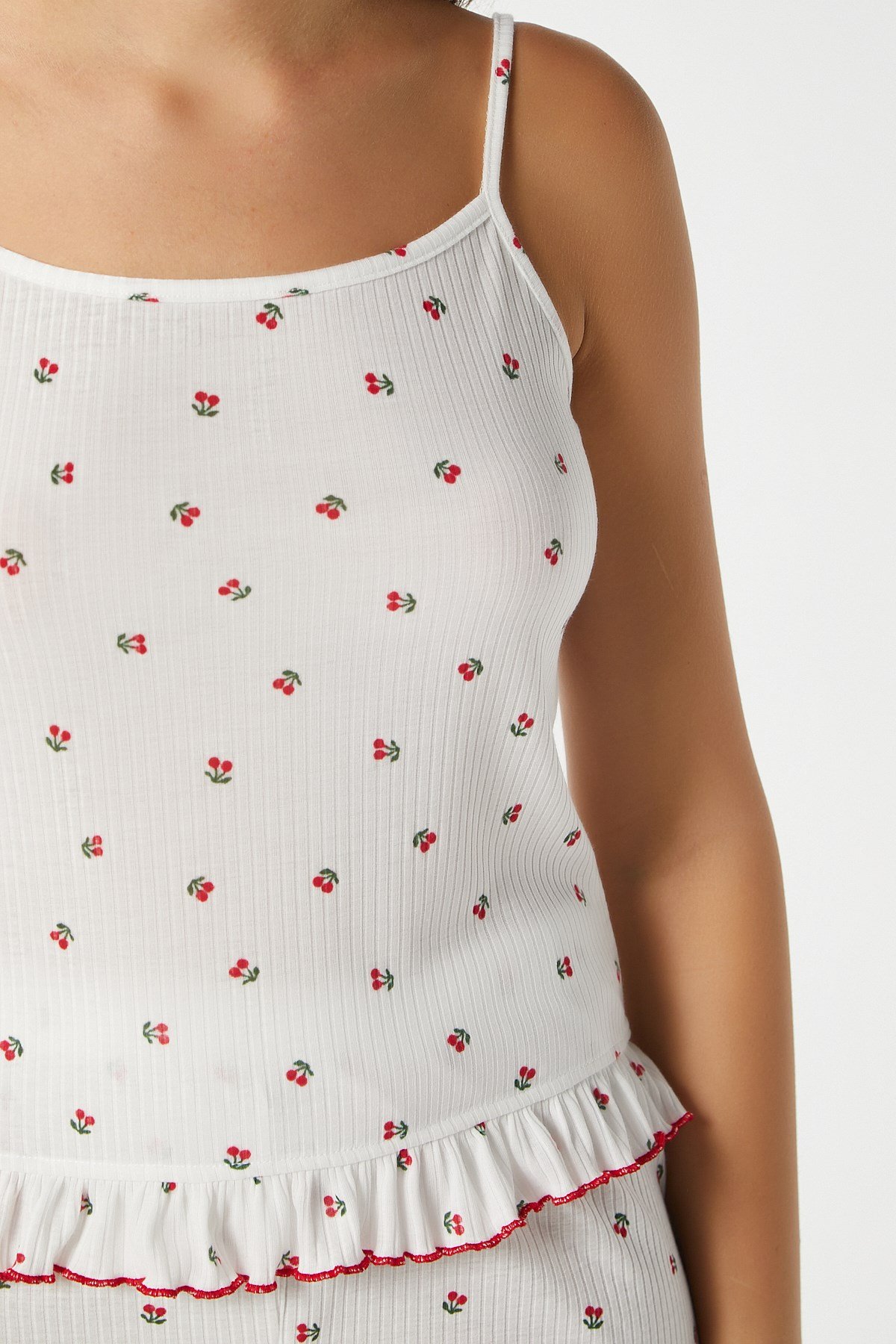 Kadın Paula Kiraz Desen Fırfır Şortlu Pijama Takımı