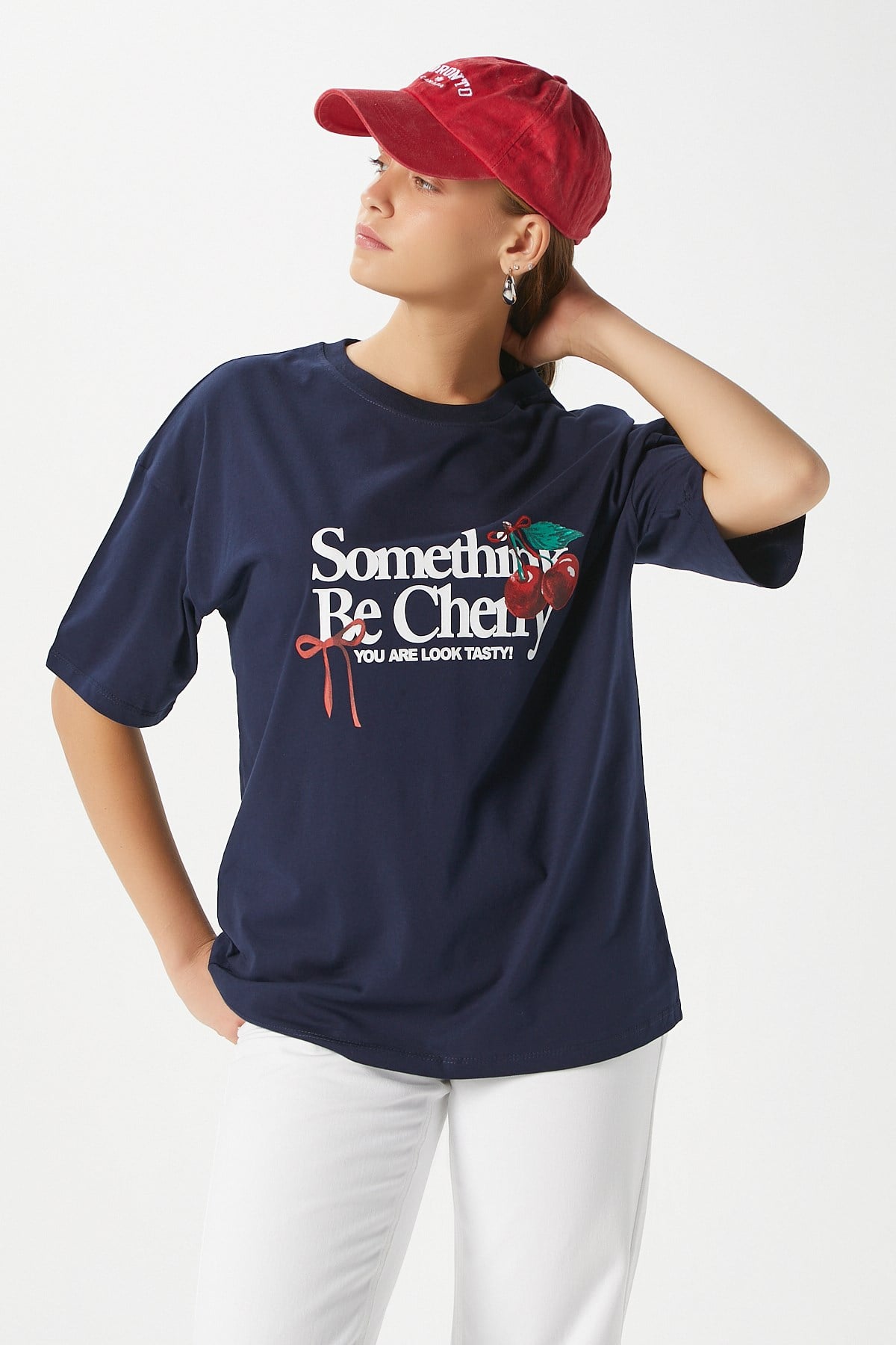Kadın Something Kiraz Baskılı Lacivert Oversize T-Shirt