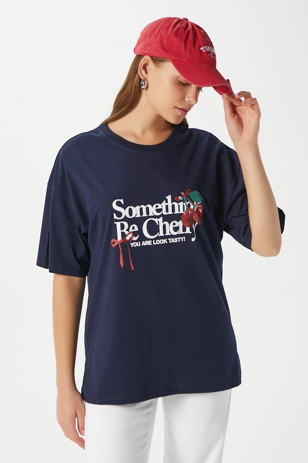 Kadın Something Kiraz Baskılı Lacivert Oversize T-Shirt