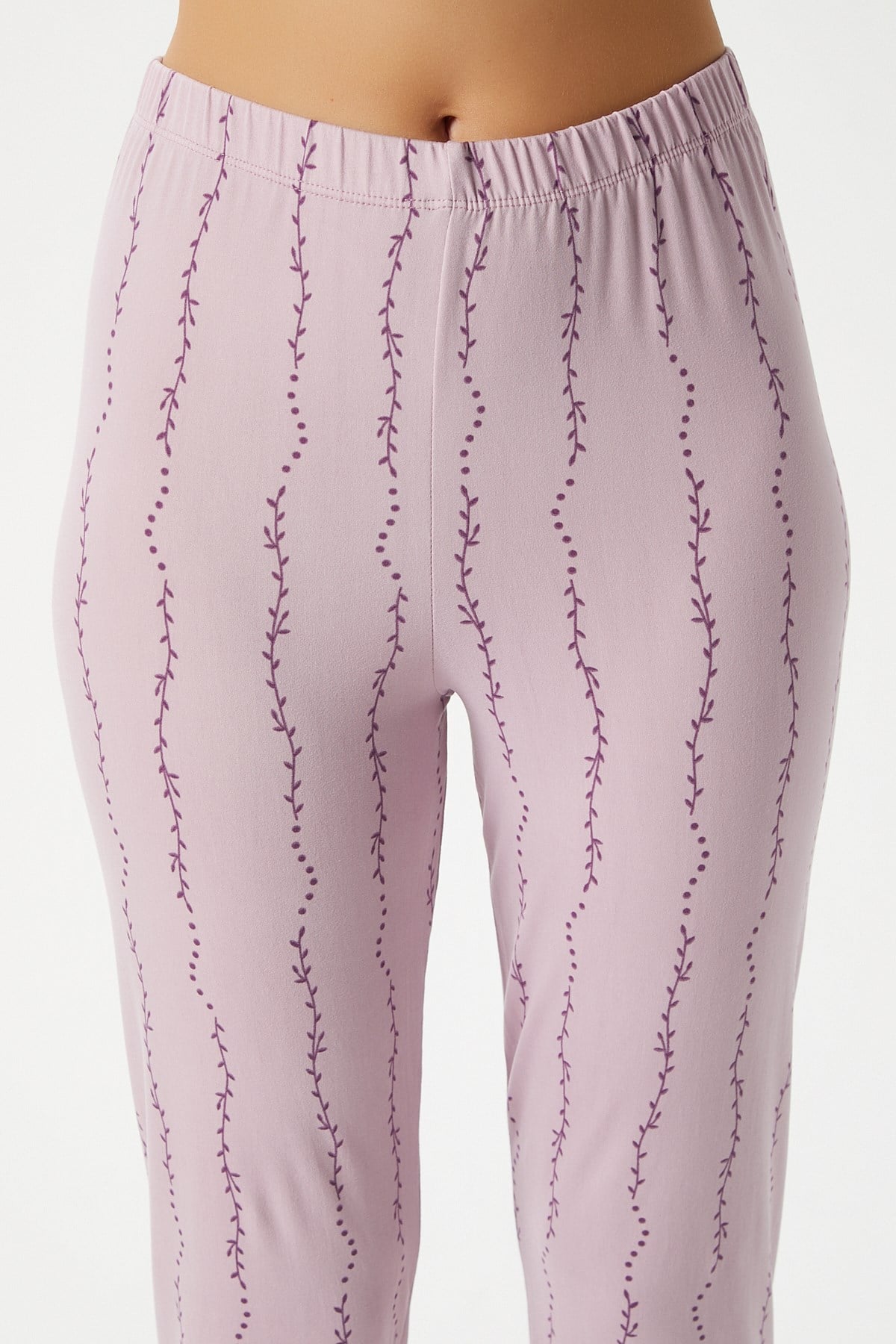 Kadın Spring Yumuşak Doku Lila Bahar Dalı Ön Düğmeli Kısa Kollu Pijama Takımı