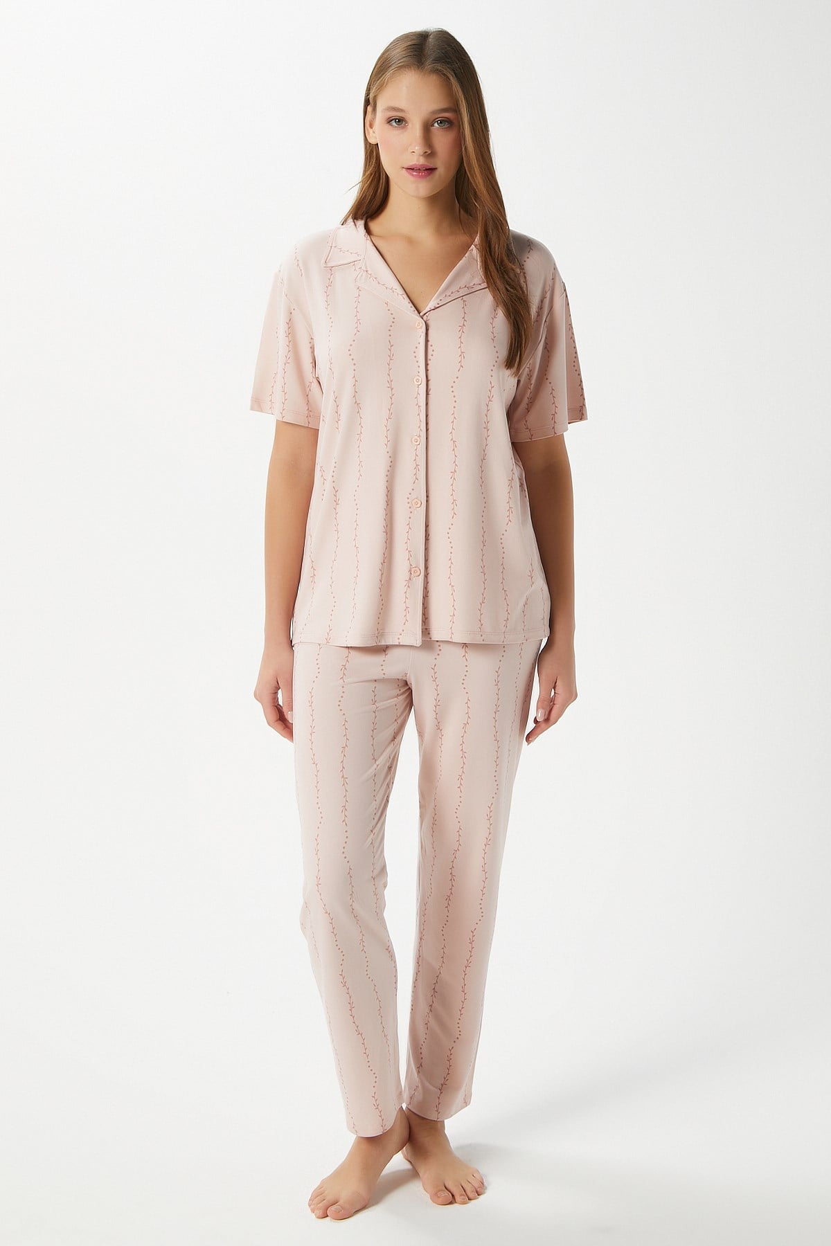 Kadın Spring Yumuşak Doku Pudra Bahar Dalı Ön Düğmeli Kısa Kollu Pijama Takımı