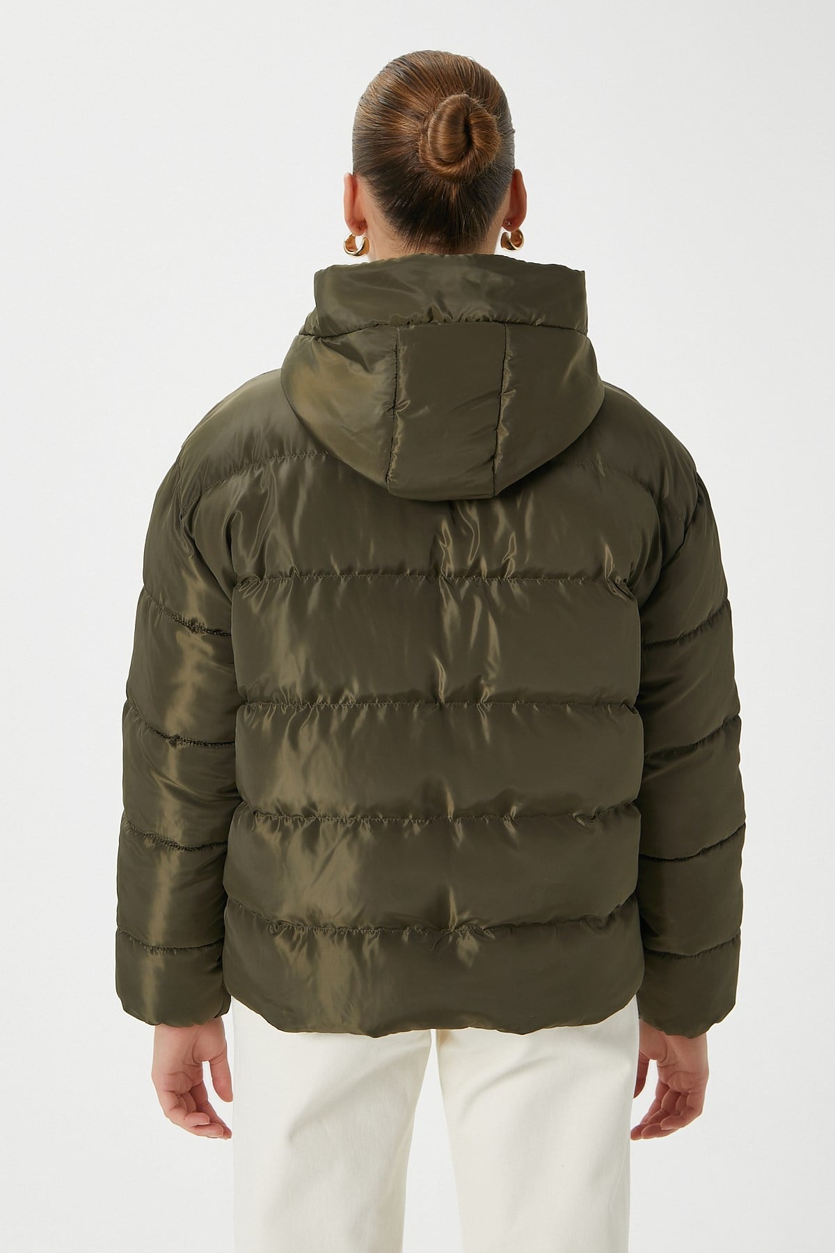 Kadın Strong Oversize Şişme Dik Kapüşonlu Haki Mont