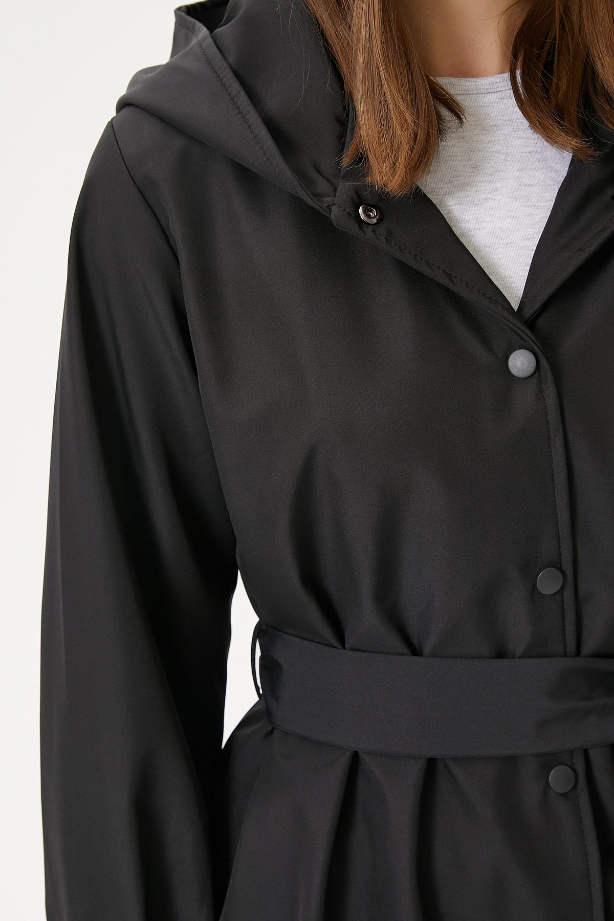 Kadın Trendy Kapüşonlu Çıtçıtlı Siyah Trençkot