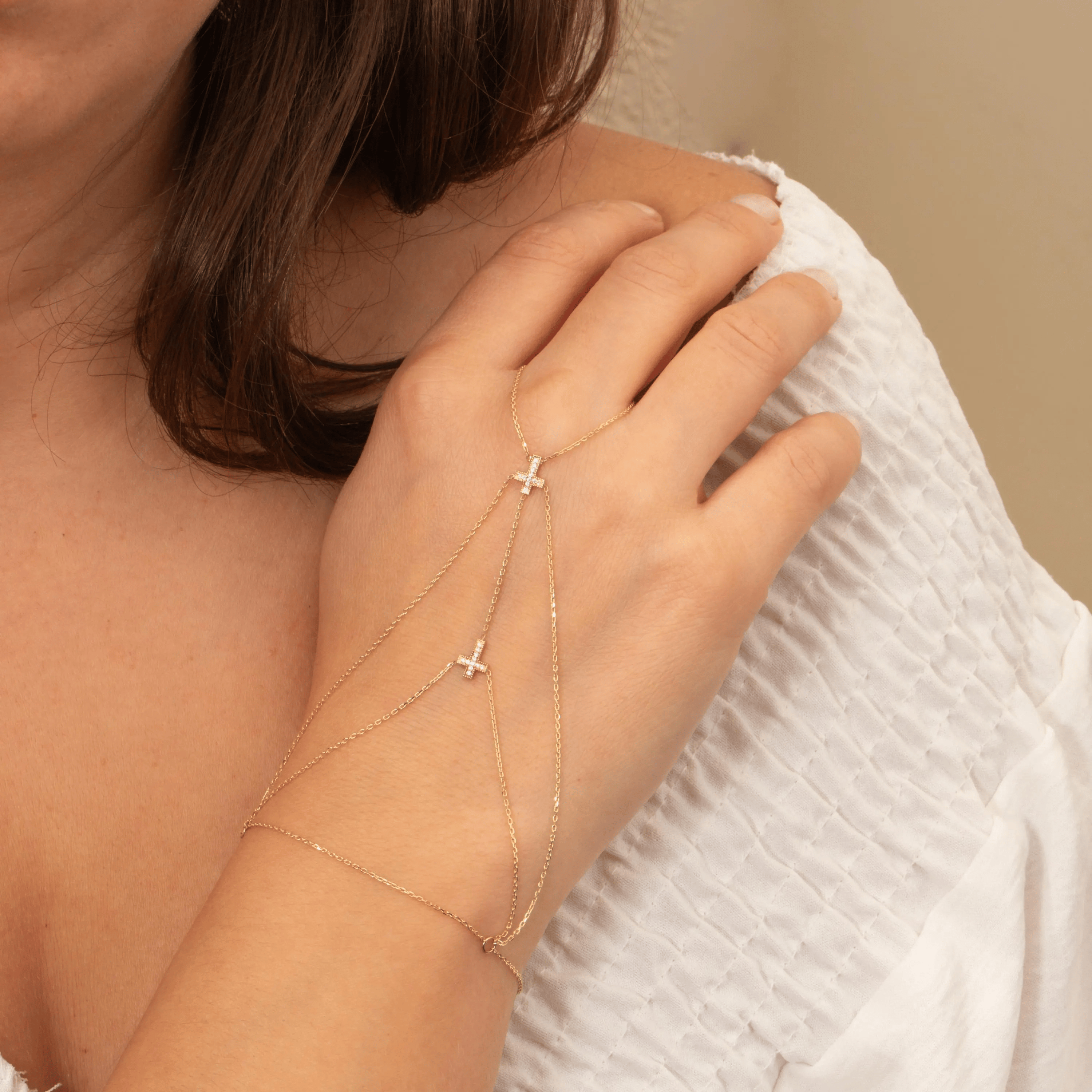 0.07 Karat Pırlanta Altın Haç Şahmeran Bileklik - Goldstore