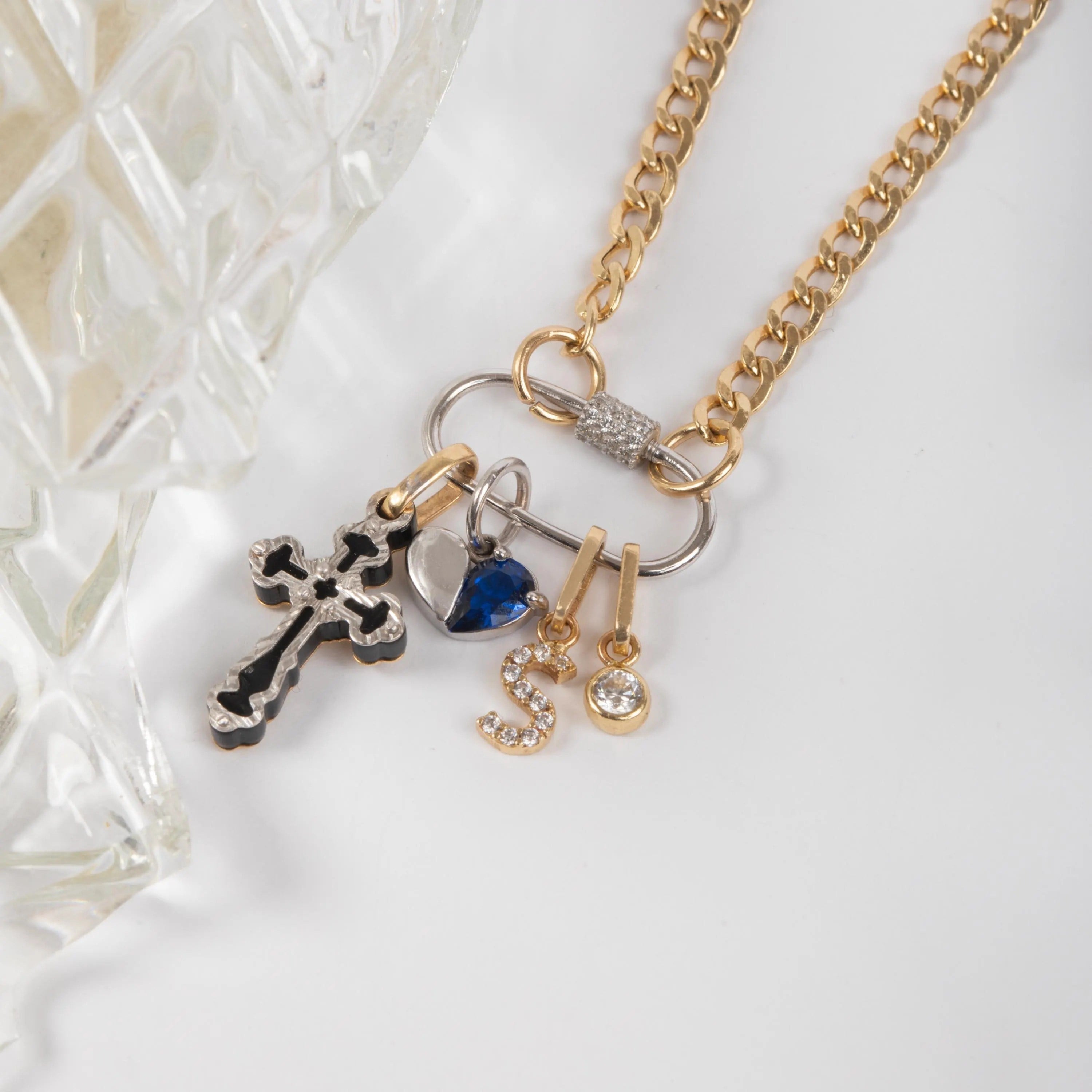 Altın Charm Holder Kolye Ucu - Goldstore