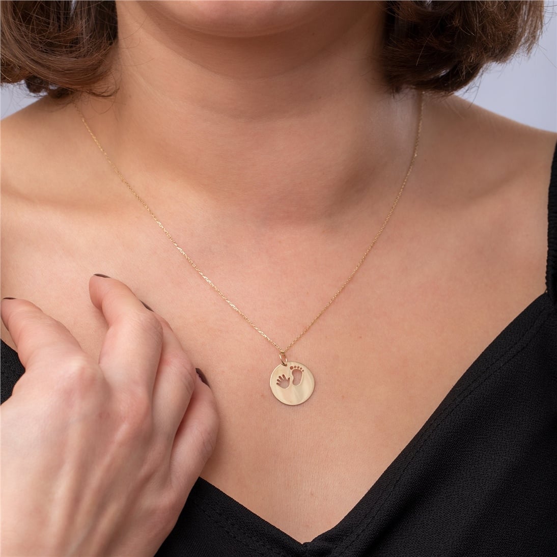 Goldstore-14K 18K Solid Custom Cutout Disk Necklace, Baby Hands Cutout Disk Pendant, Real Gold Multi Size Cute Baby Hand Necklace, New Born Gift