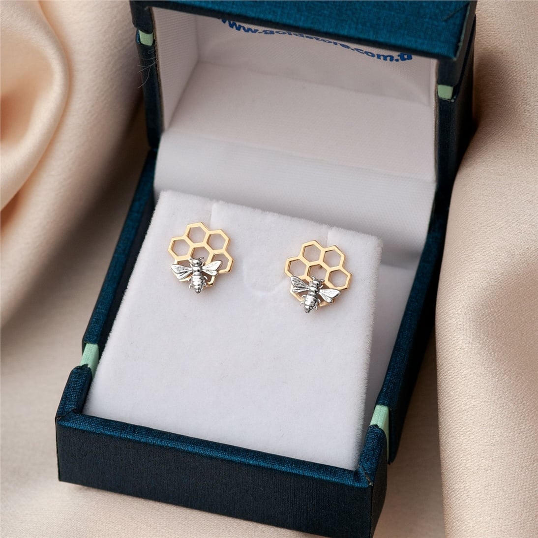 Goldstore-14K 18K Solid Gold Honeycomb and Bee Studs Earring, Dainty Two Tones Gold Bee on Hexagon Honeycomb Stud Earring is a Great Gift For Her.