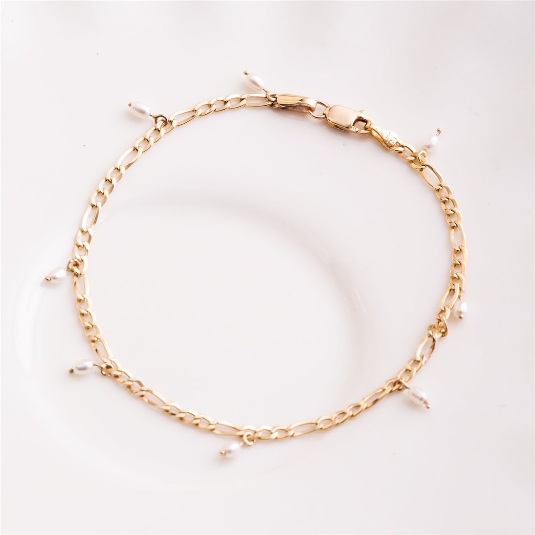 Goldstore-14k Solid Gold Figaro Chain Pearl Bracelet, Dainty Real Gold Figaro Chain, Bridesmaid Bracelet, Elegant Everyday Bracelet, Best Gift For Her