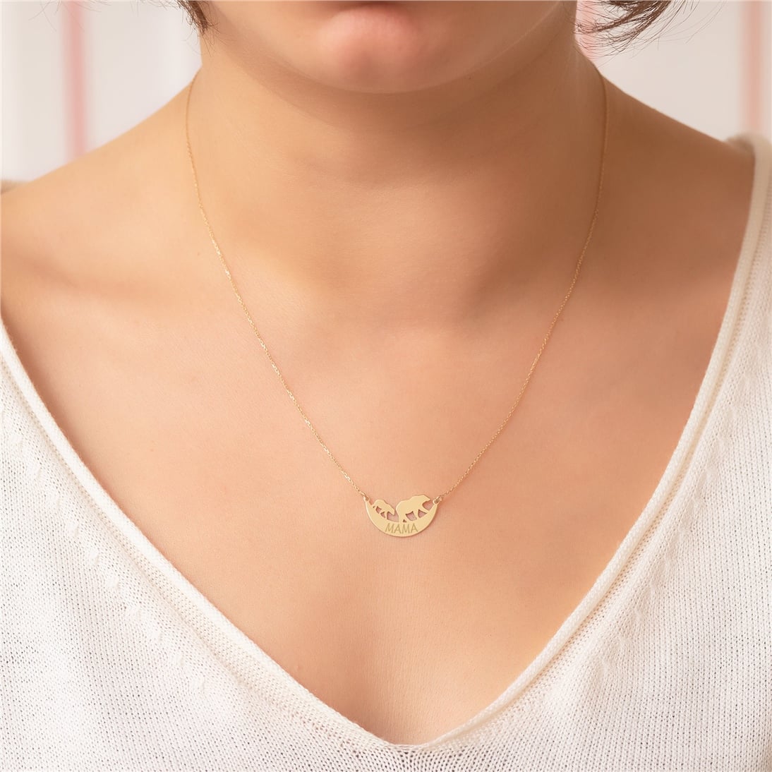 Goldstore-14k Solid Gold Personalized Mama Bear Necklace, Mama Bear and Cubs Necklace, Momma Bear Necklace, Engrave Kids Name Necklace gift for mom.