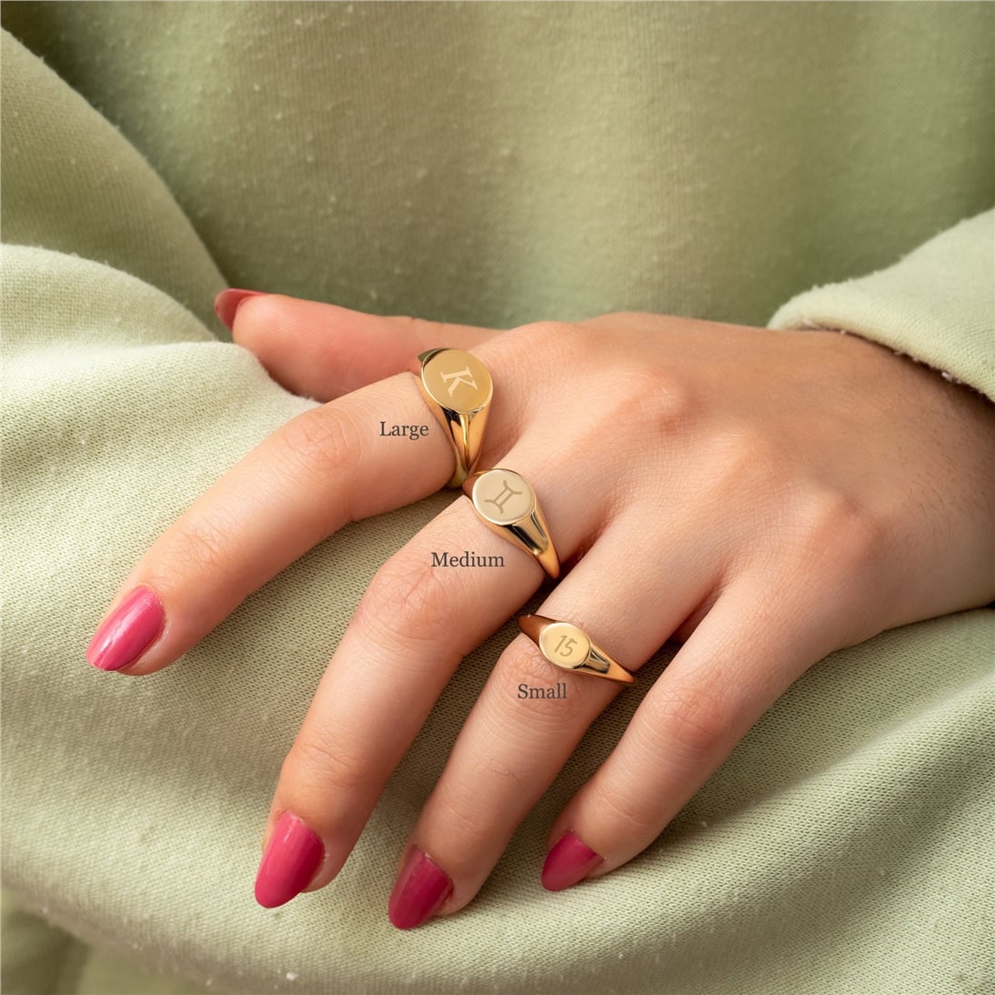 Goldstore-Custom Initial Engraved Signet Ring in 14K 18K Solid Gold, Personalize Letter Signet Circle Gold Ring Available in Gold Rose and White Gold