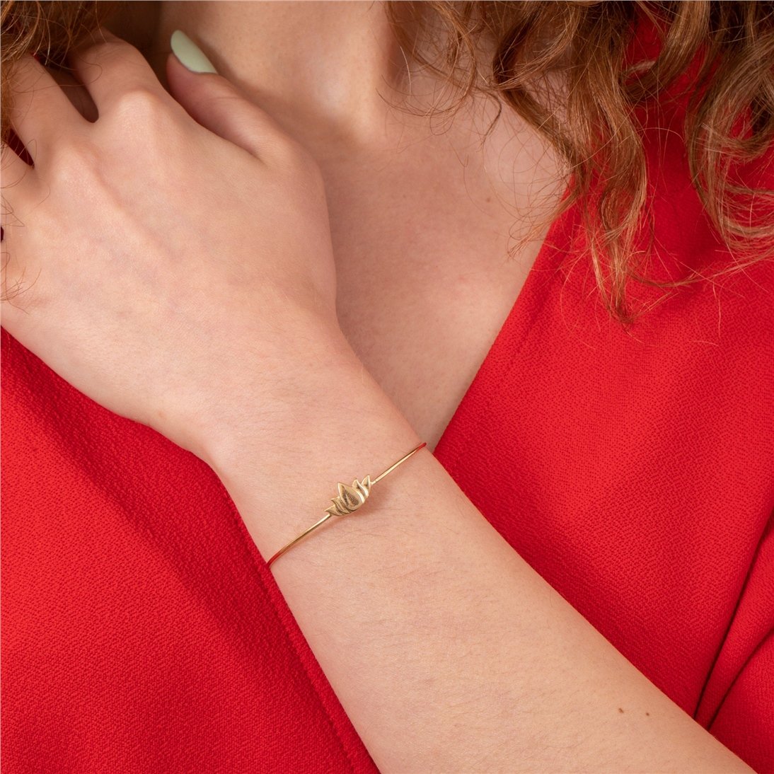 Goldstore-Lotus Flower Urn Bangle Memorial Bracelet 14K 18K Solid Gold, Stylish Custom Letter Engraved Dainty Zen Flower Urn Bangle, Bangle For Ashes