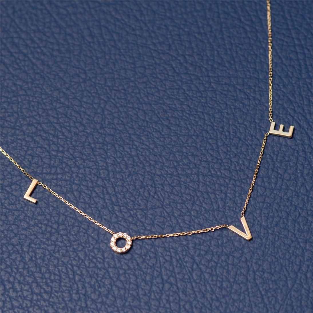 Goldstore-Love Kolye