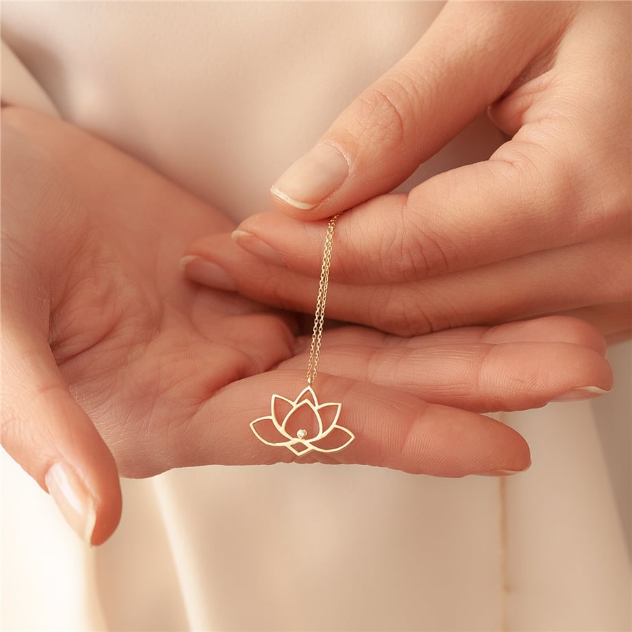 Goldstore-URL Pırlanta Çiçek, Lotus Kolye
